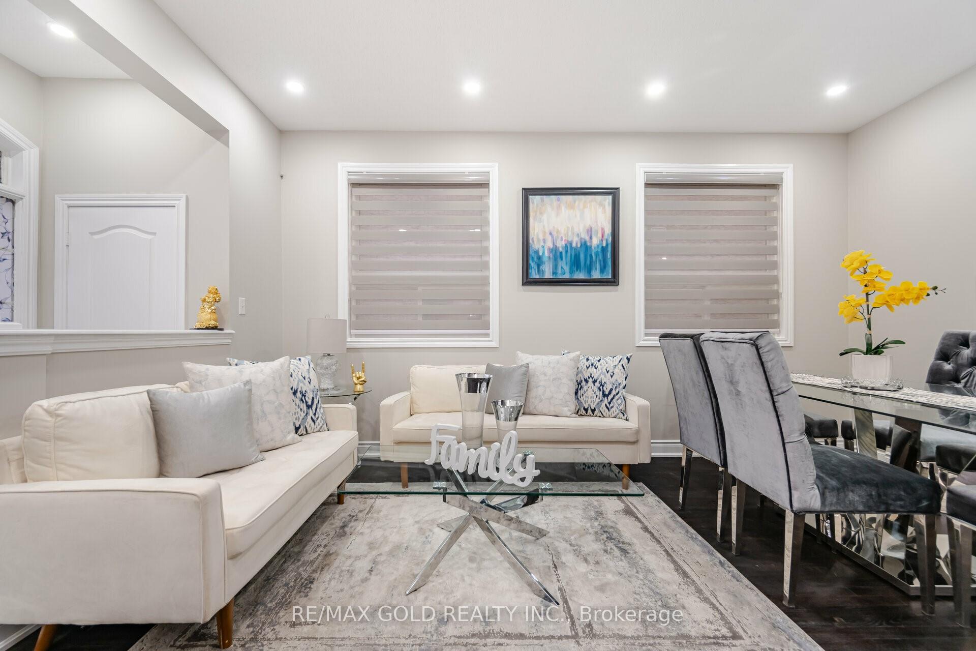 Photo 2 of 448 Father Tobin Road, Brampton, Sandringham-Wellington — HOMEH