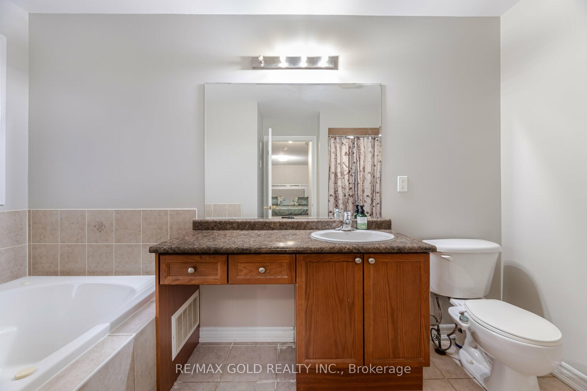 Photo 13 of 448 Father Tobin Road, Brampton, Sandringham-Wellington — HOMEH