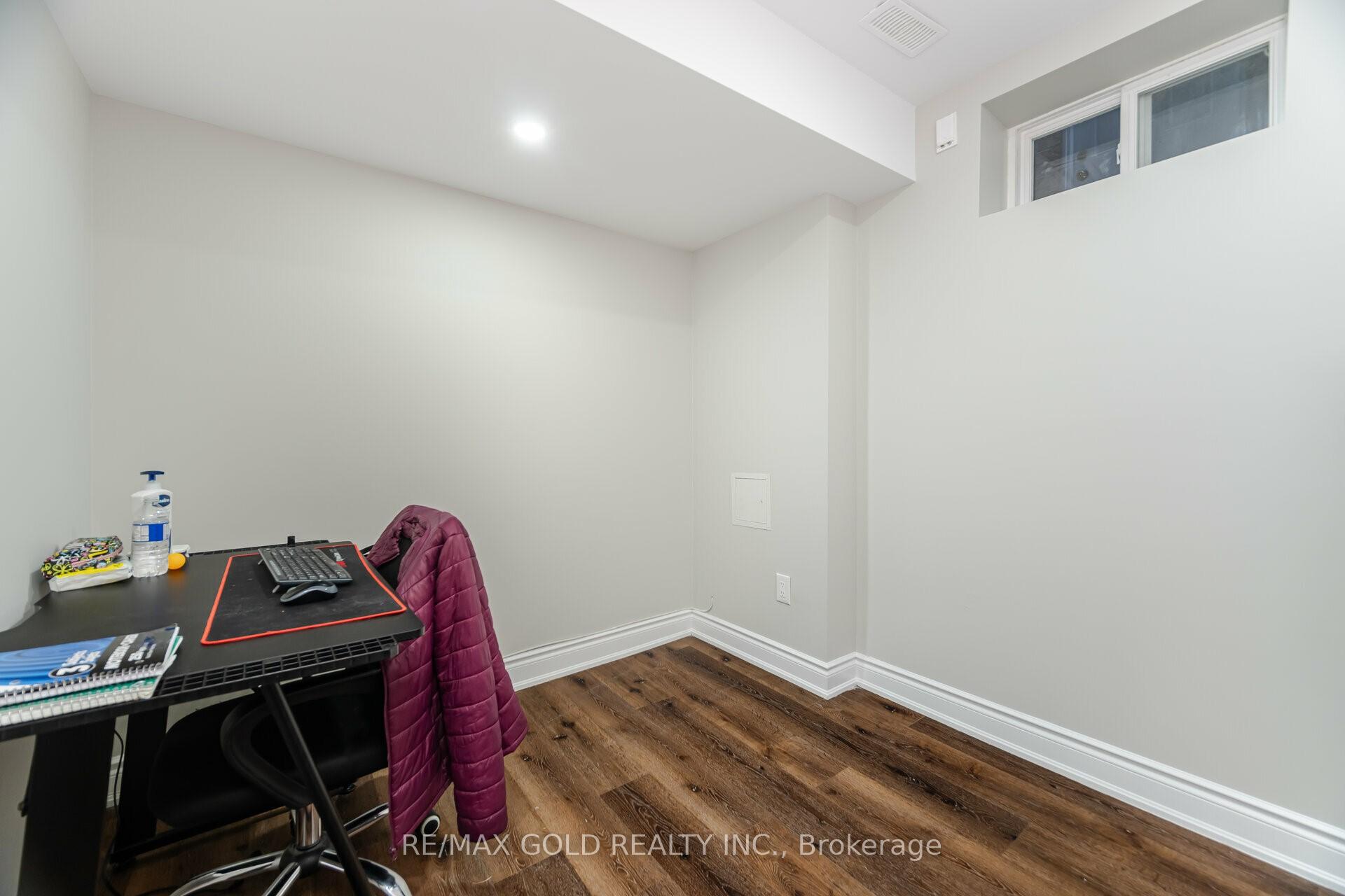 Photo 24 of 448 Father Tobin Road, Brampton, Sandringham-Wellington — HOMEH
