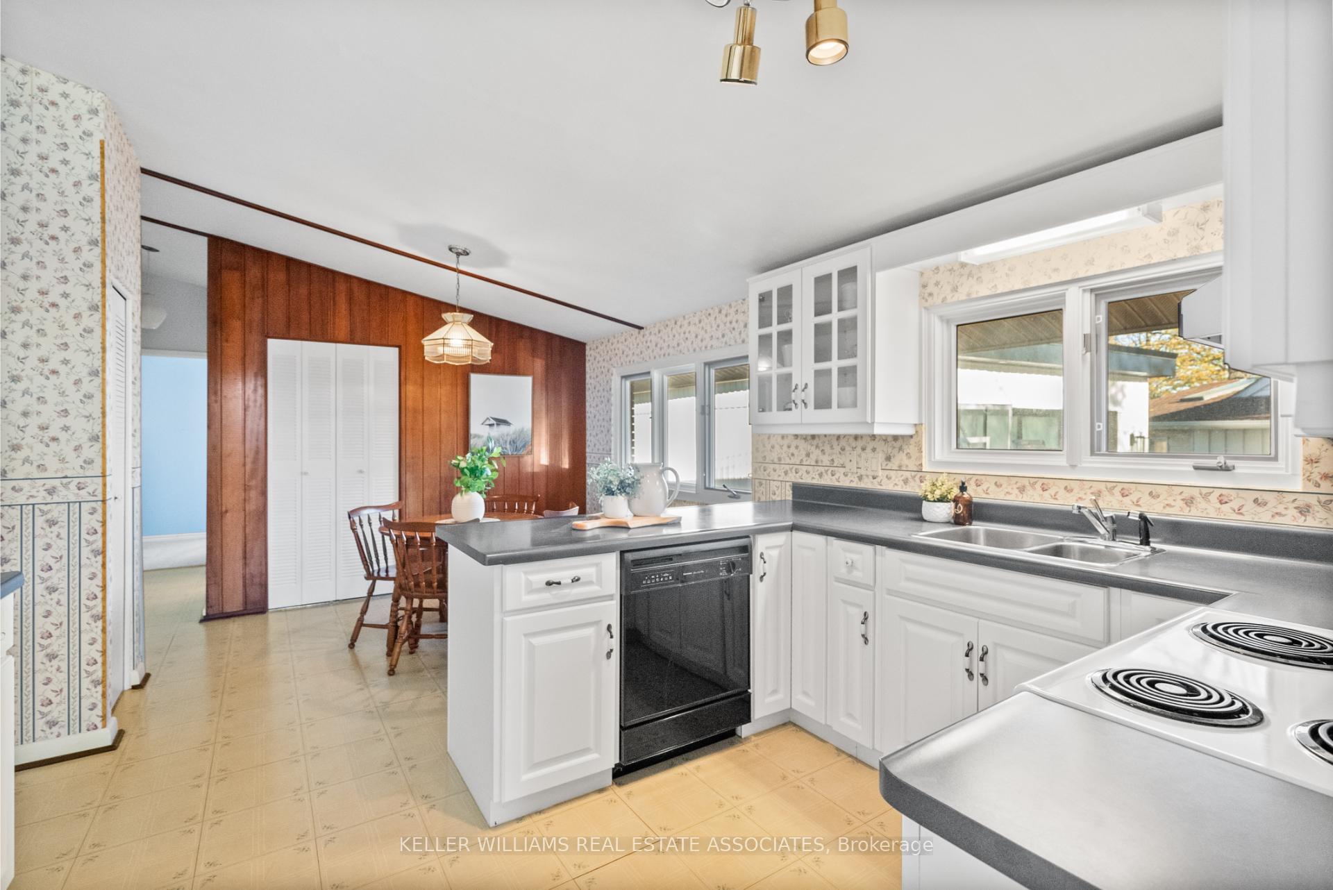 Photo 15 of 118 West 19th Street, Hamilton, Buchanan — HOMEH