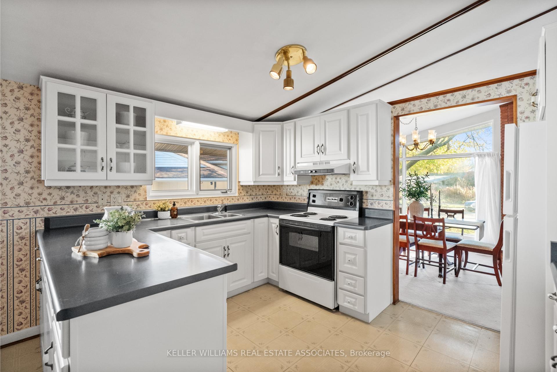 Photo 17 of 118 West 19th Street, Hamilton, Buchanan — HOMEH