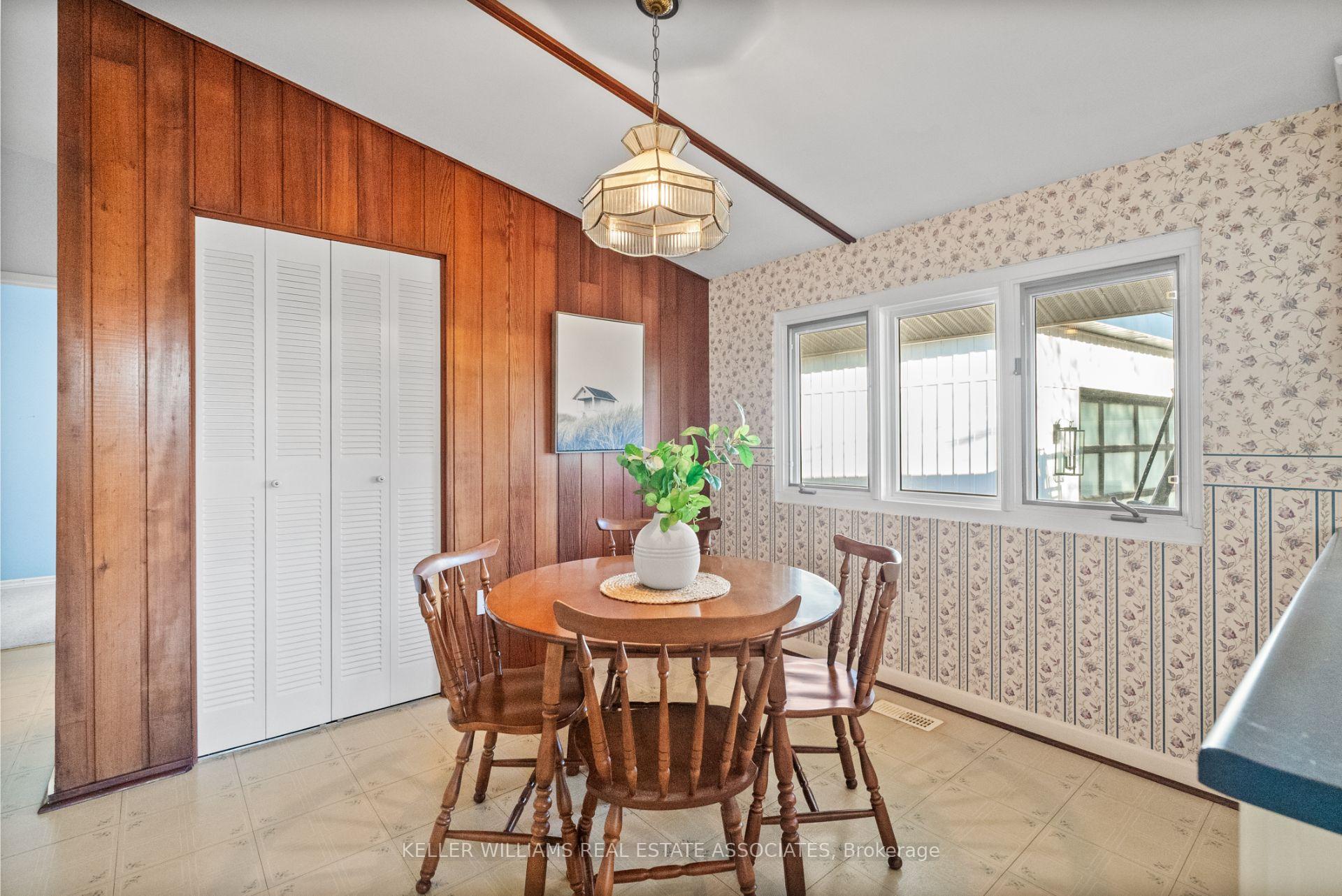 Photo 19 of 118 West 19th Street, Hamilton, Buchanan — HOMEH