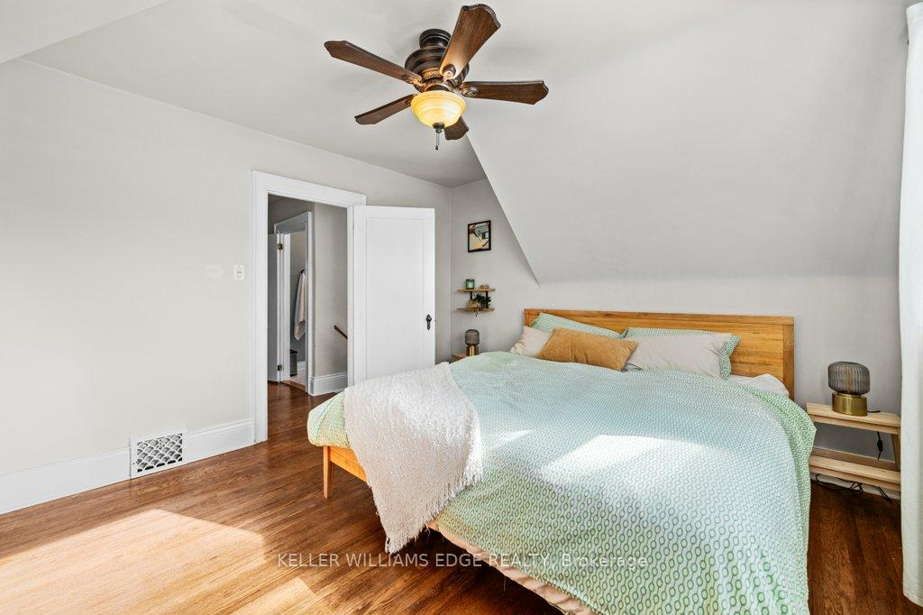 Photo 19 of 519 Central Avenue, Hamilton, Delta — HOMEH