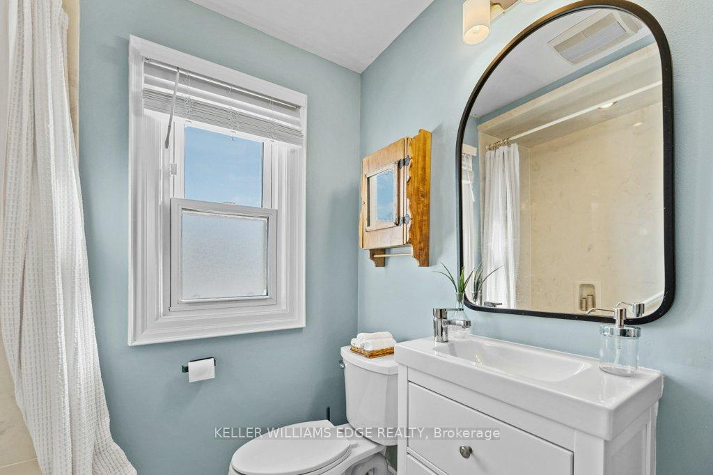 Photo 24 of 519 Central Avenue, Hamilton, Delta — HOMEH