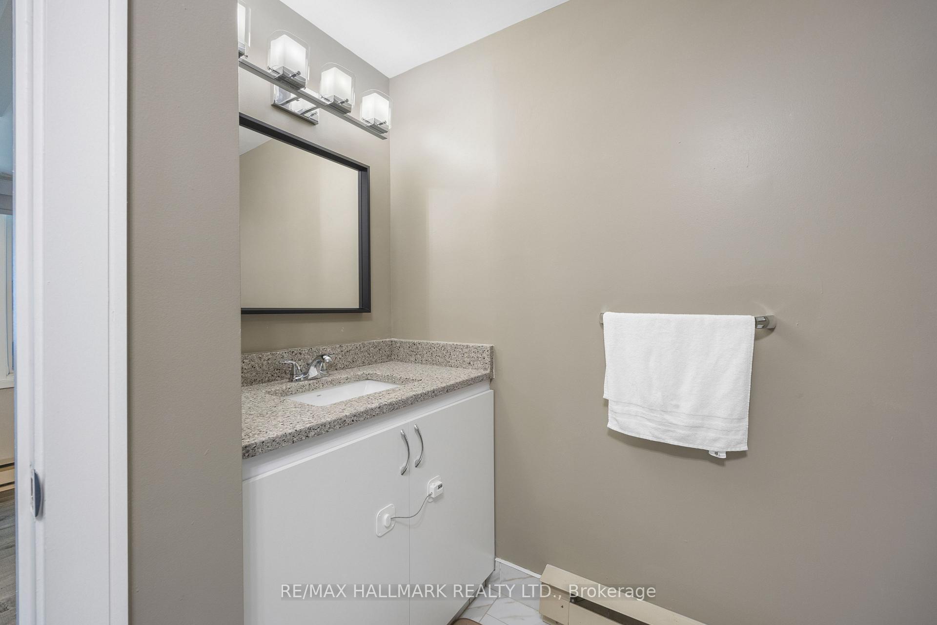Photo 14 of 7674 Black River Road, Georgina, Virginia — HOMEH