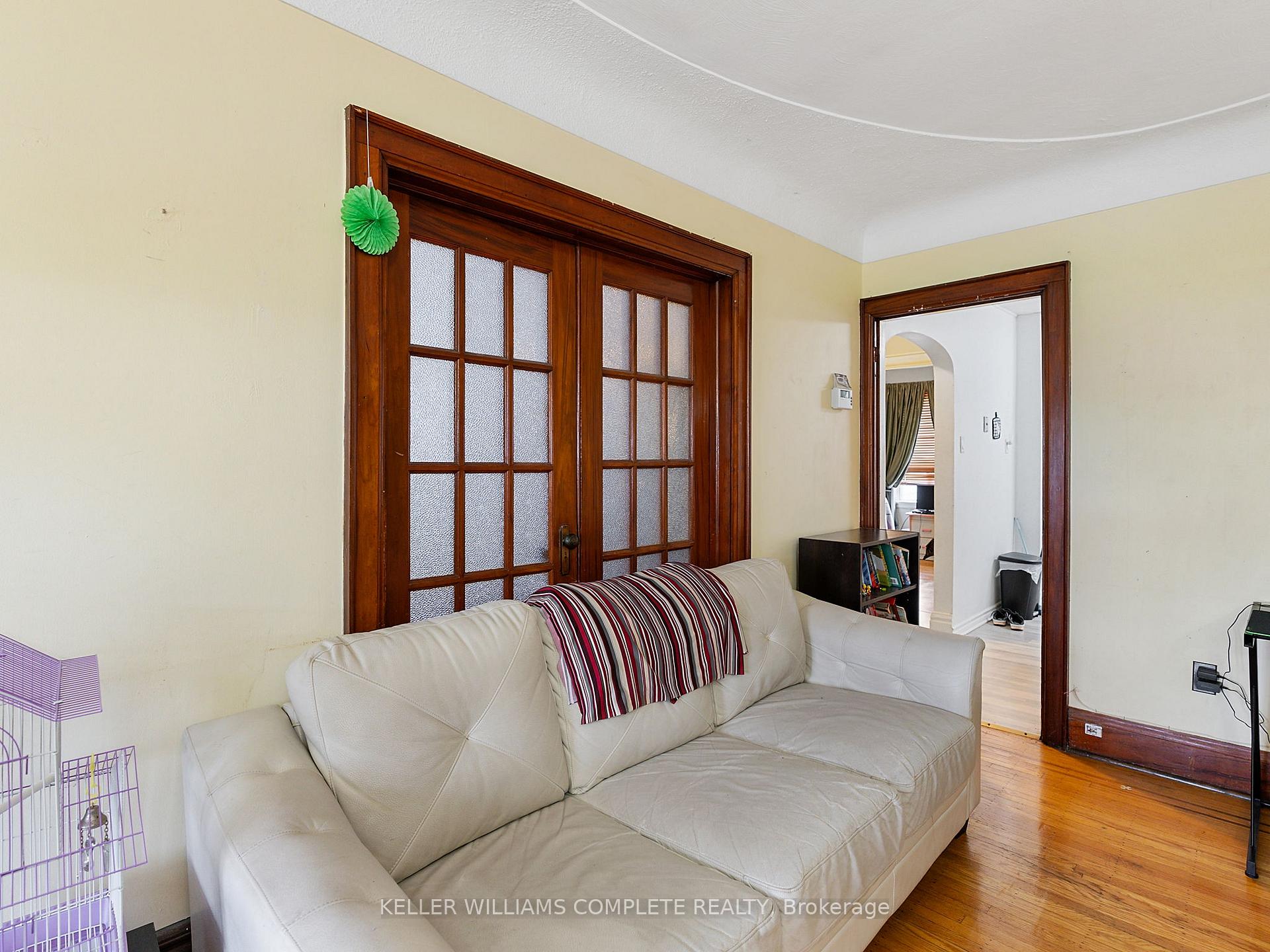 Photo 35 of 174 Park Row N, Hamilton, Crown Point — HOMEH