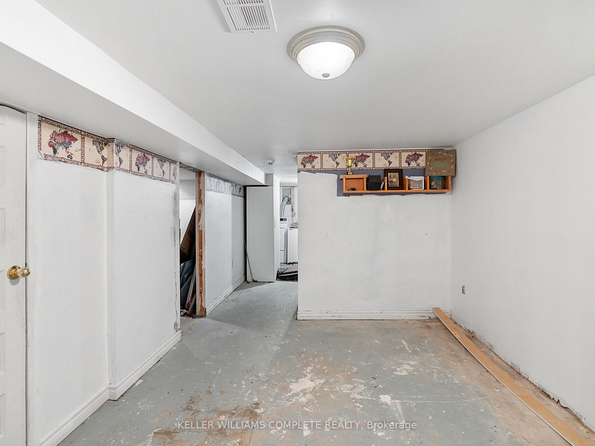 Photo 60 of 174 Park Row N, Hamilton, Crown Point — HOMEH