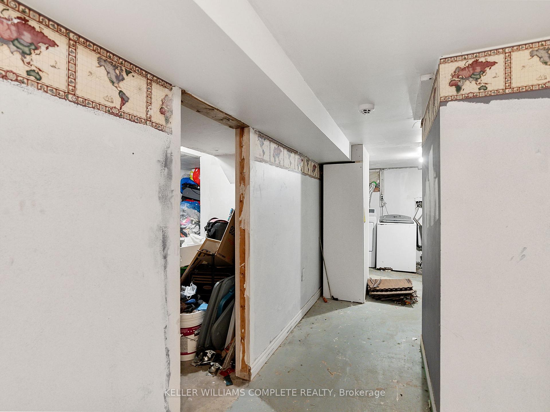 Photo 78 of 174 Park Row N, Hamilton, Crown Point — HOMEH