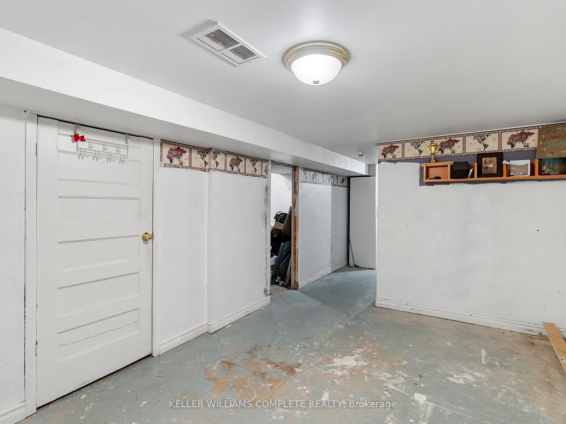 Photo 79 of 174 Park Row N, Hamilton, Crown Point — HOMEH
