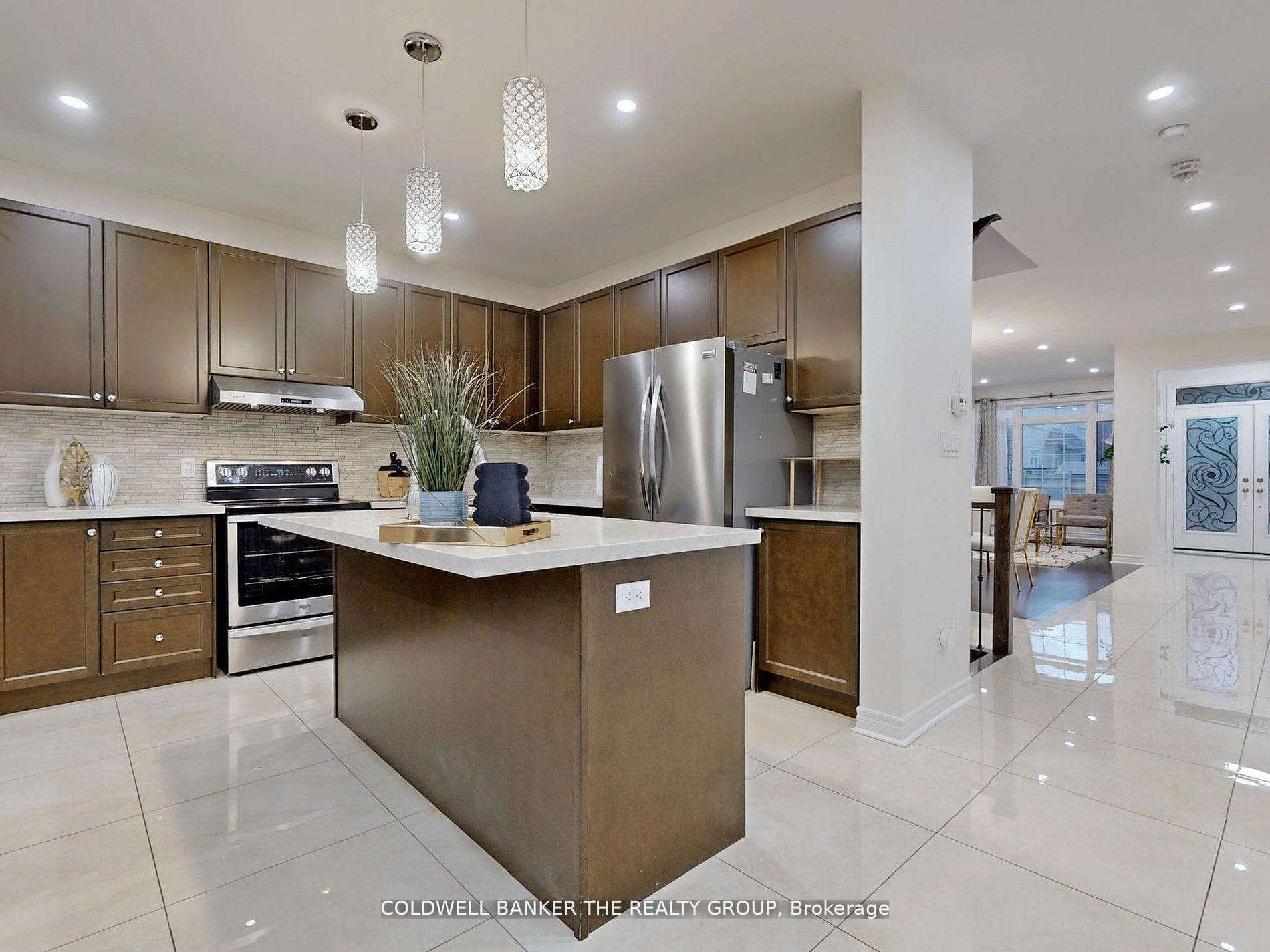 Photo 27 of 20 Blackstone River Drive, Brampton, Sandringham-Wellington North — HOMEH