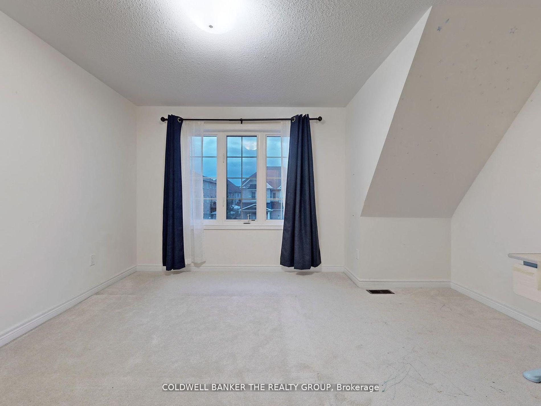 Photo 36 of 20 Blackstone River Drive, Brampton, Sandringham-Wellington North — HOMEH