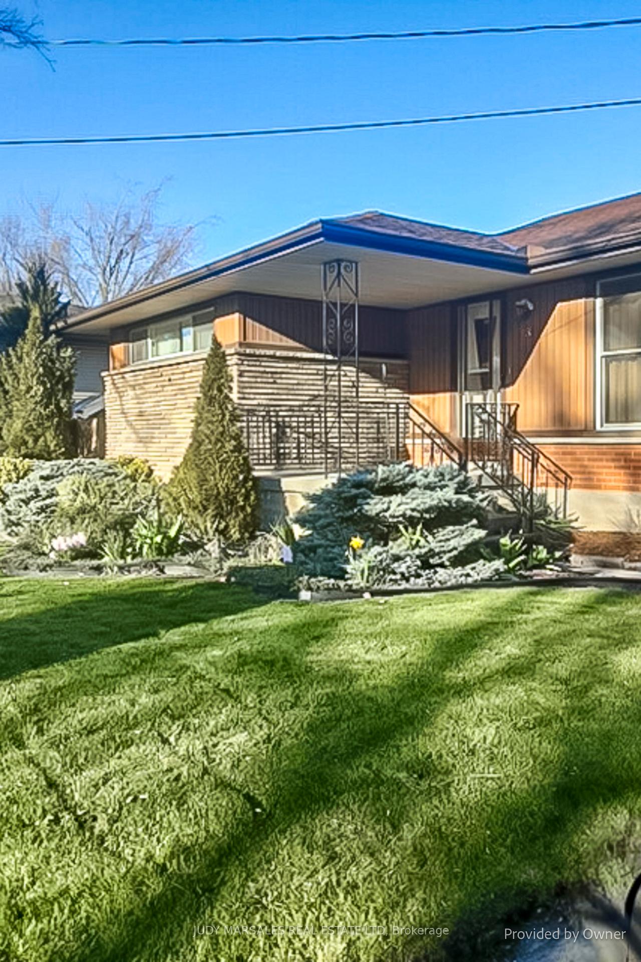 Photo 57 of 13 Skyland Drive, Hamilton, Centremount — HOMEH