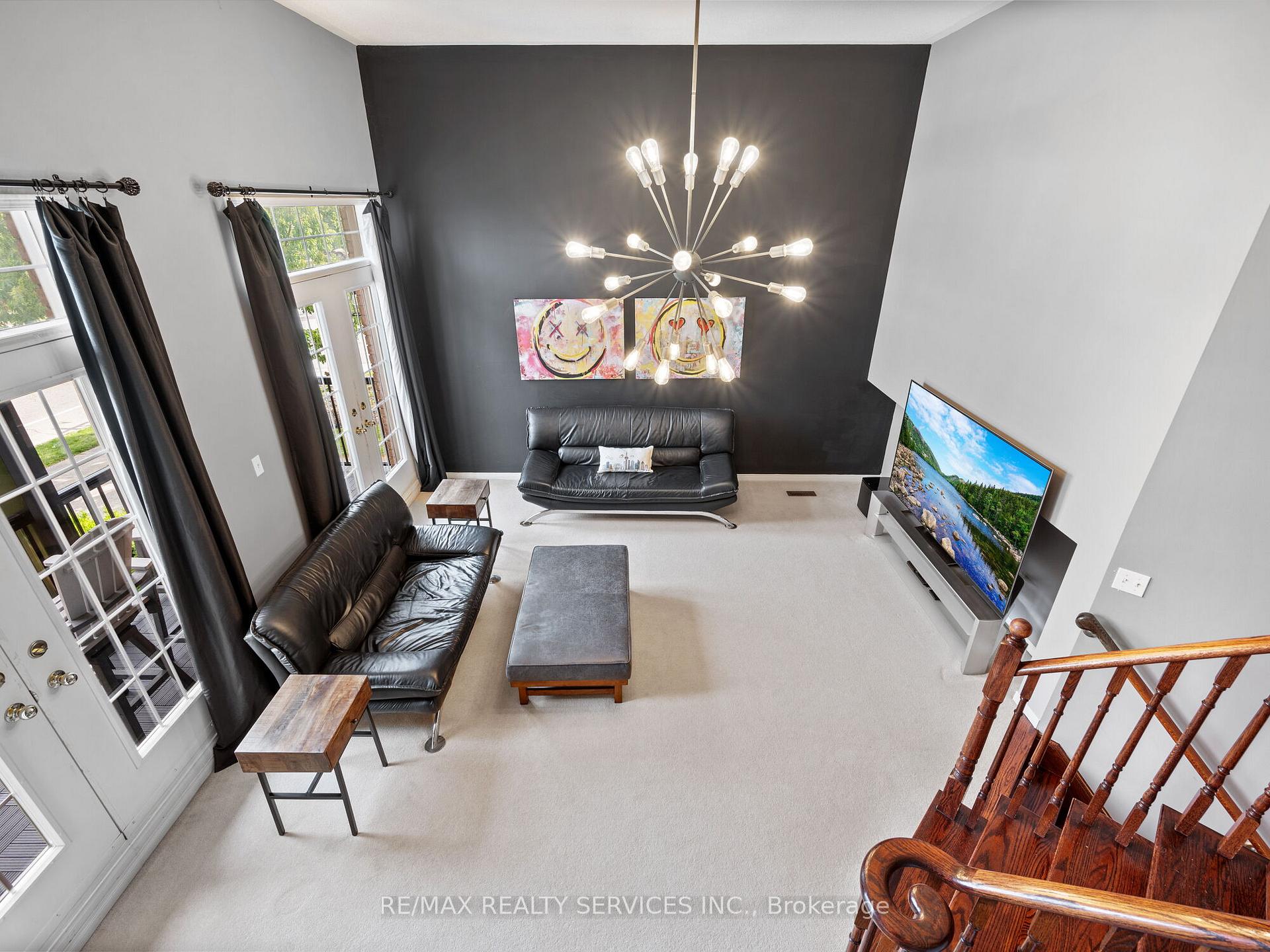 Photo 24 of 334 Edenbrook Hill Drive, Brampton, Fletcher's Meadow — HOMEH