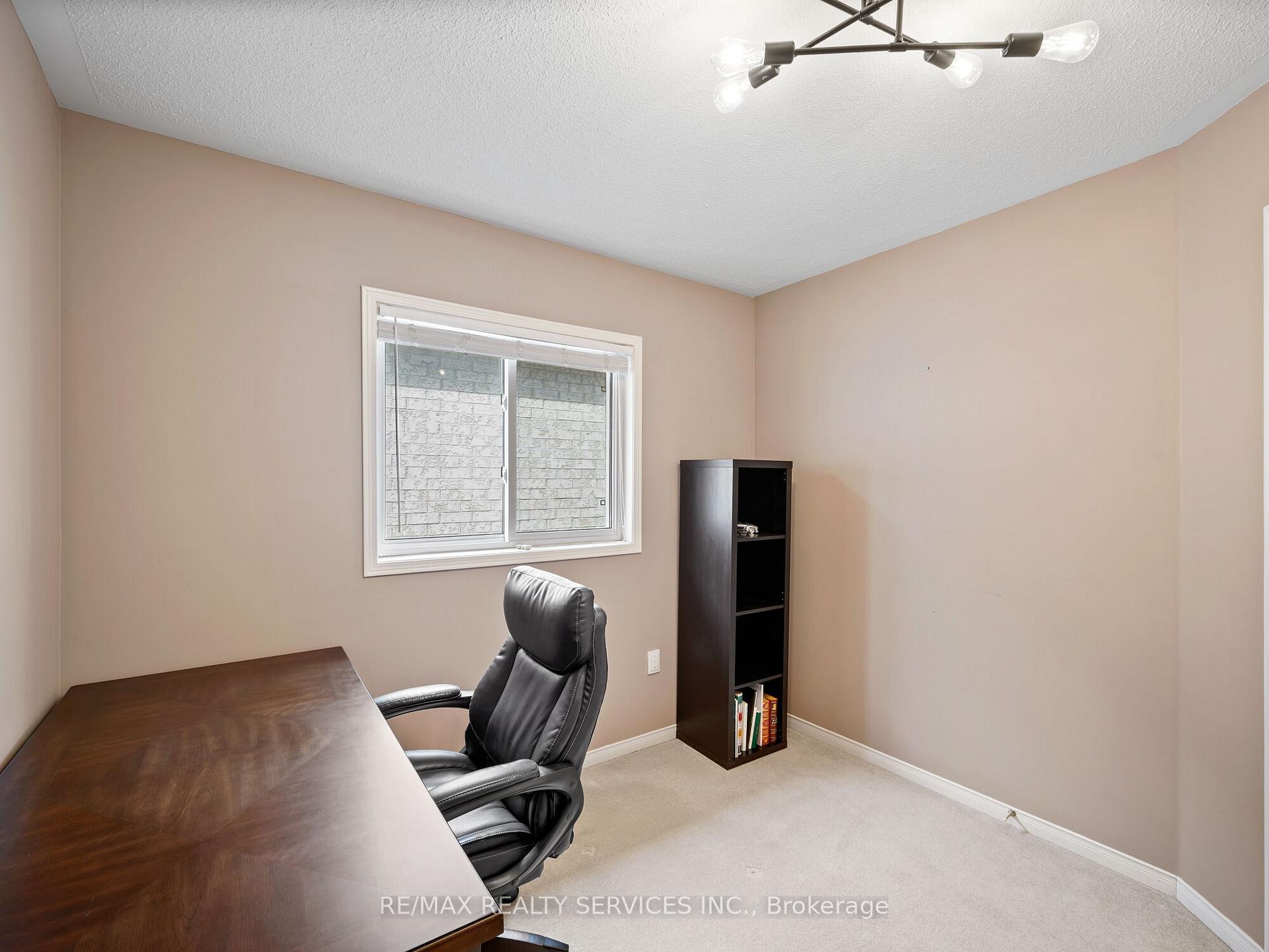 Photo 36 of 334 Edenbrook Hill Drive, Brampton, Fletcher's Meadow — HOMEH