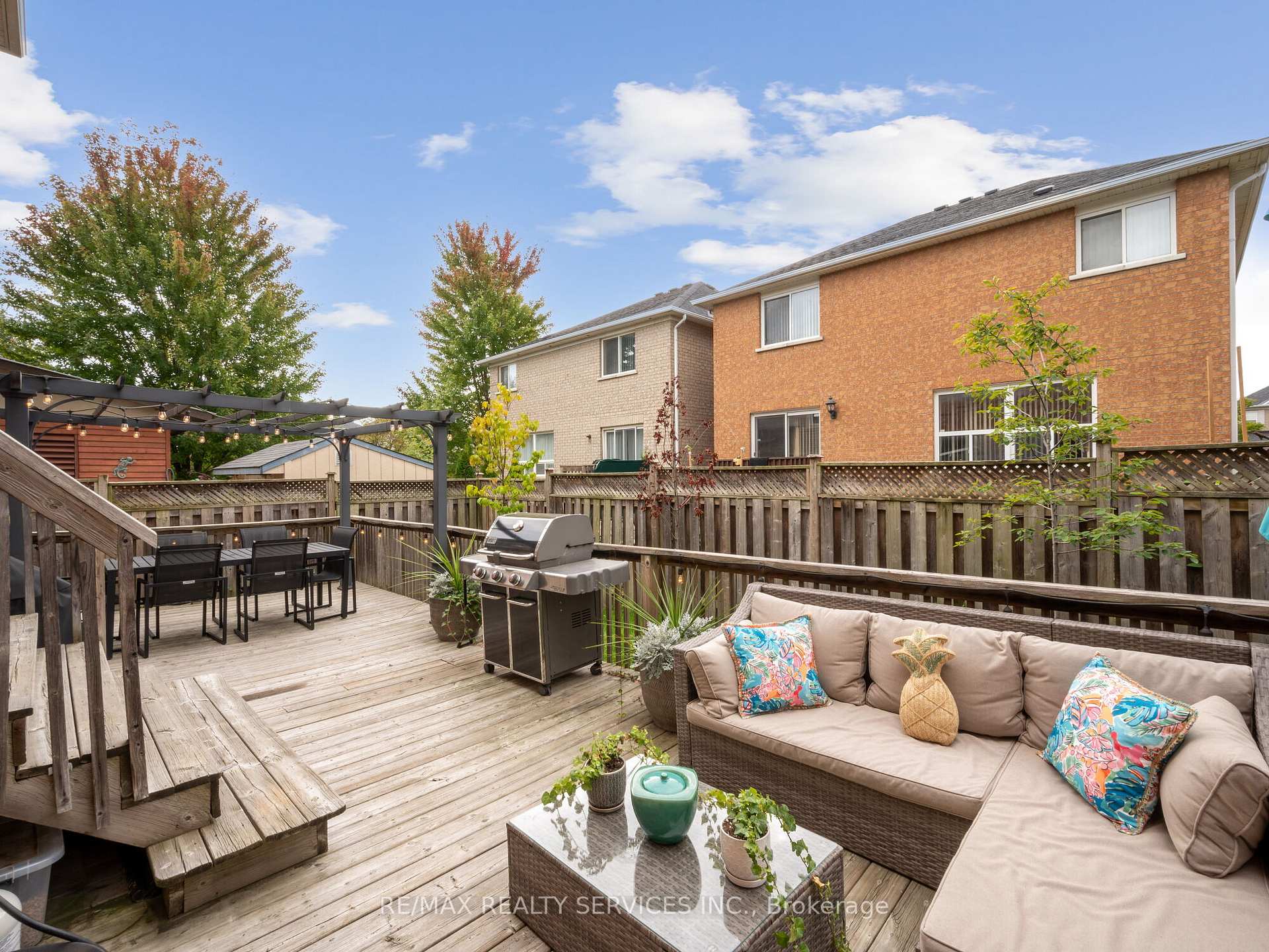 Photo 39 of 334 Edenbrook Hill Drive, Brampton, Fletcher's Meadow — HOMEH