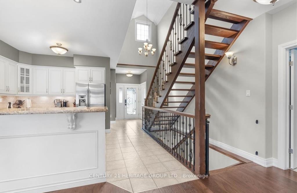 Photo 8 of 217 Galileo Drive, Hamilton, Stoney Creek — HOMEH