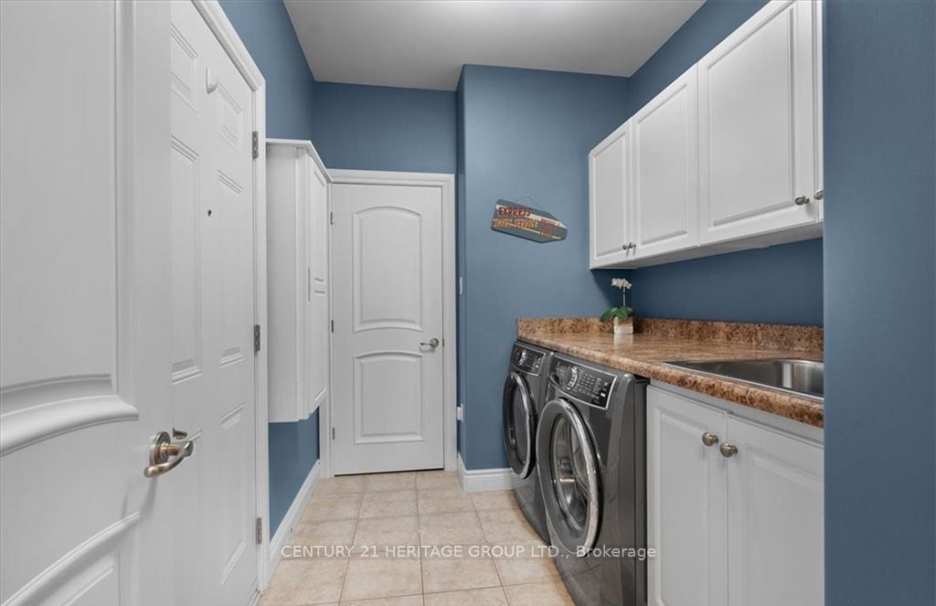 Photo 25 of 217 Galileo Drive, Hamilton, Stoney Creek — HOMEH