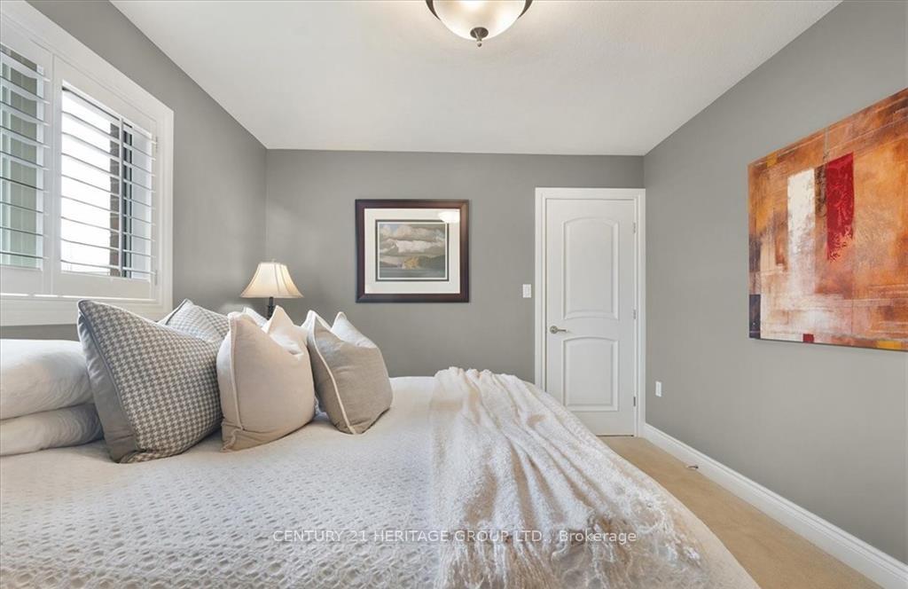 Photo 28 of 217 Galileo Drive, Hamilton, Stoney Creek — HOMEH