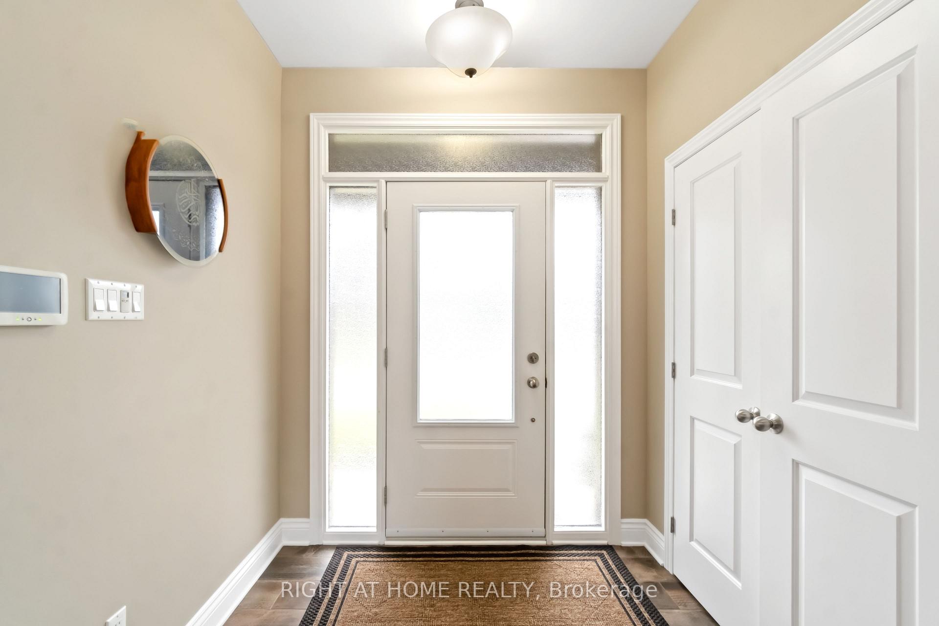 Photo 2 of 124 Dulmage Crescent, Carleton Place — HOMEH