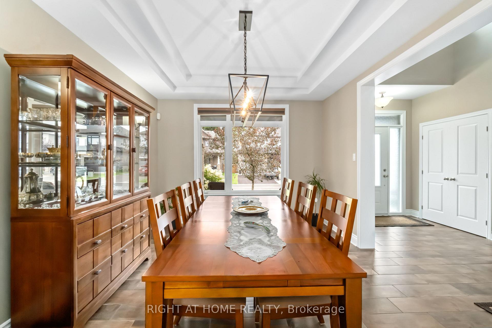 Photo 5 of 124 Dulmage Crescent, Carleton Place — HOMEH