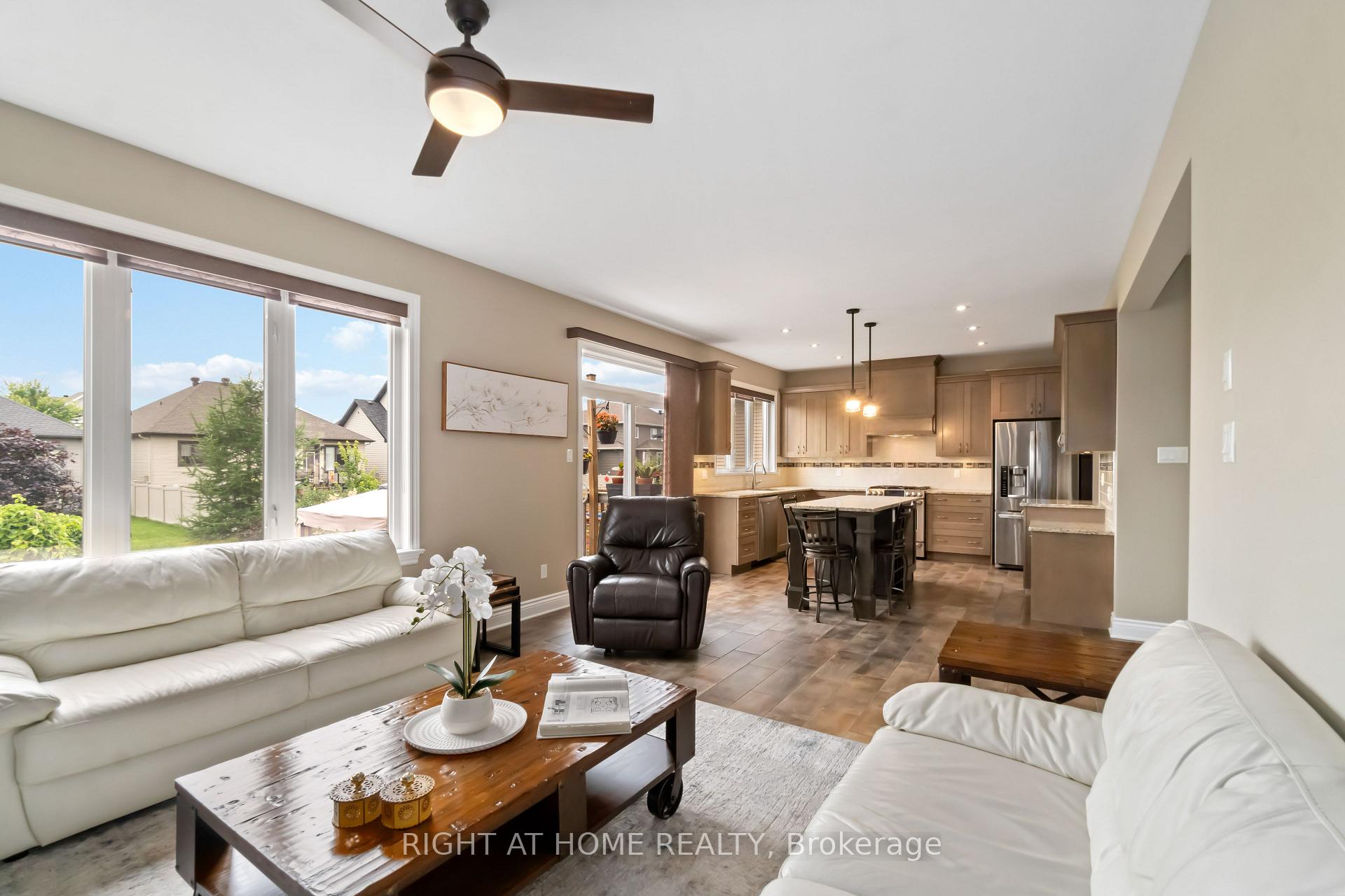 Photo 9 of 124 Dulmage Crescent, Carleton Place — HOMEH