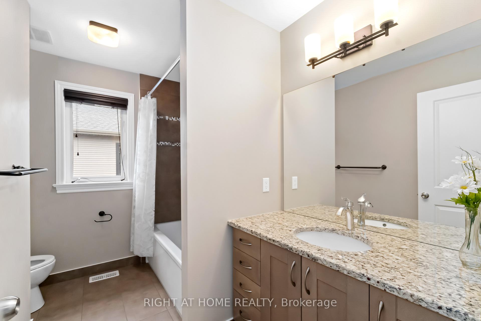 Photo 18 of 124 Dulmage Crescent, Carleton Place — HOMEH