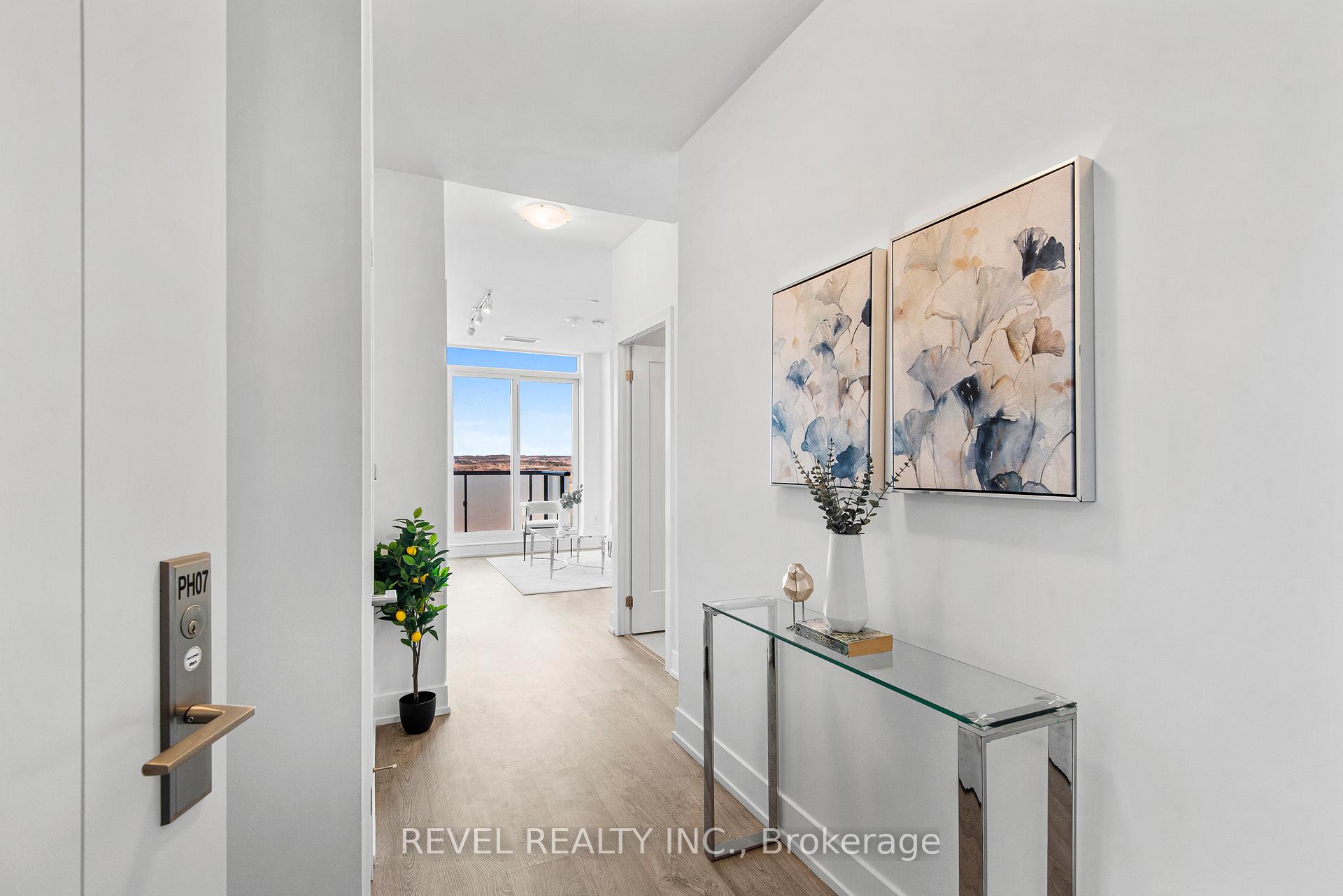 Photo 4 of Unit Ph07, 2550 Simcoe Street N, Oshawa, Windfields — HOMEH