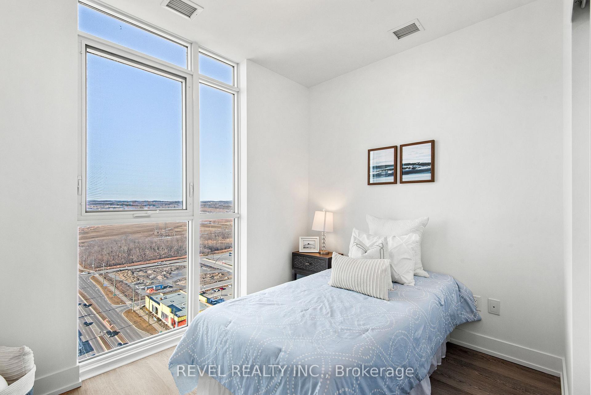 Photo 15 of Unit Ph07, 2550 Simcoe Street N, Oshawa, Windfields — HOMEH