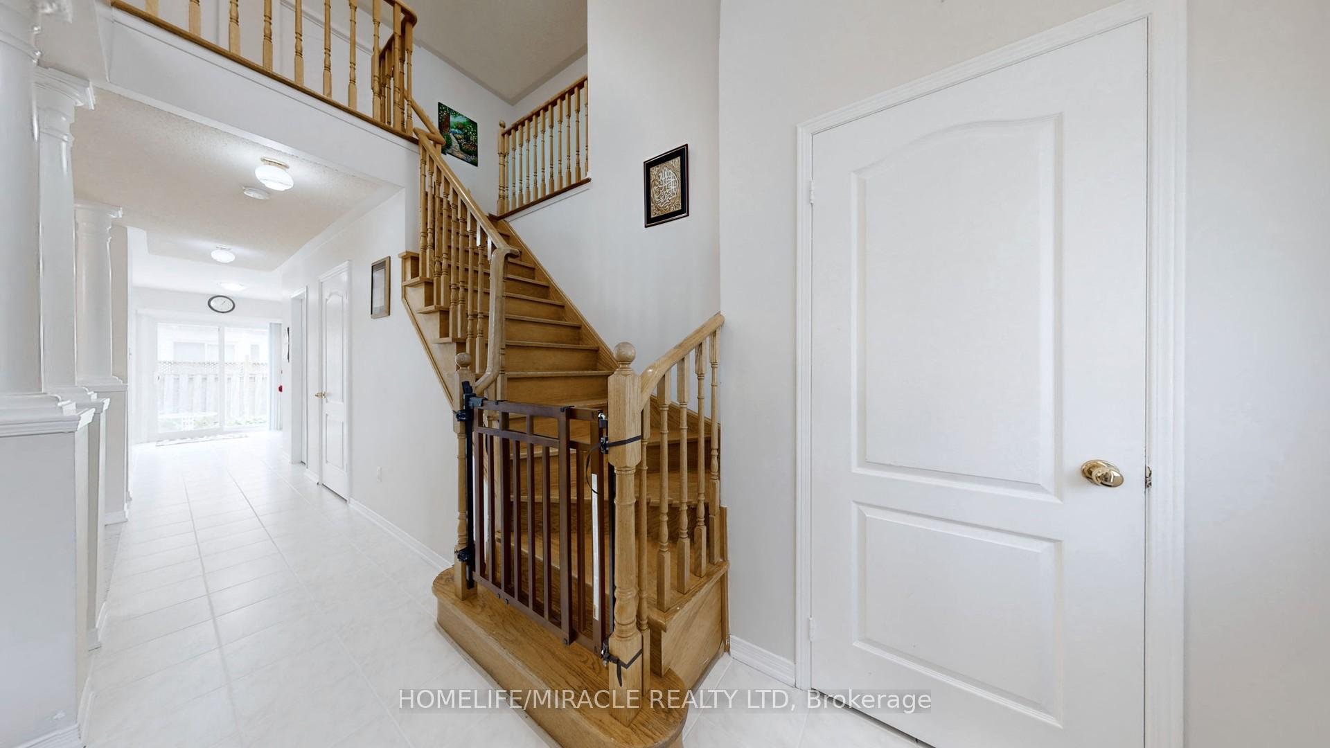 Photo 19 of 11 Badger Avenue, Brampton, Sandringham-Wellington — HOMEH