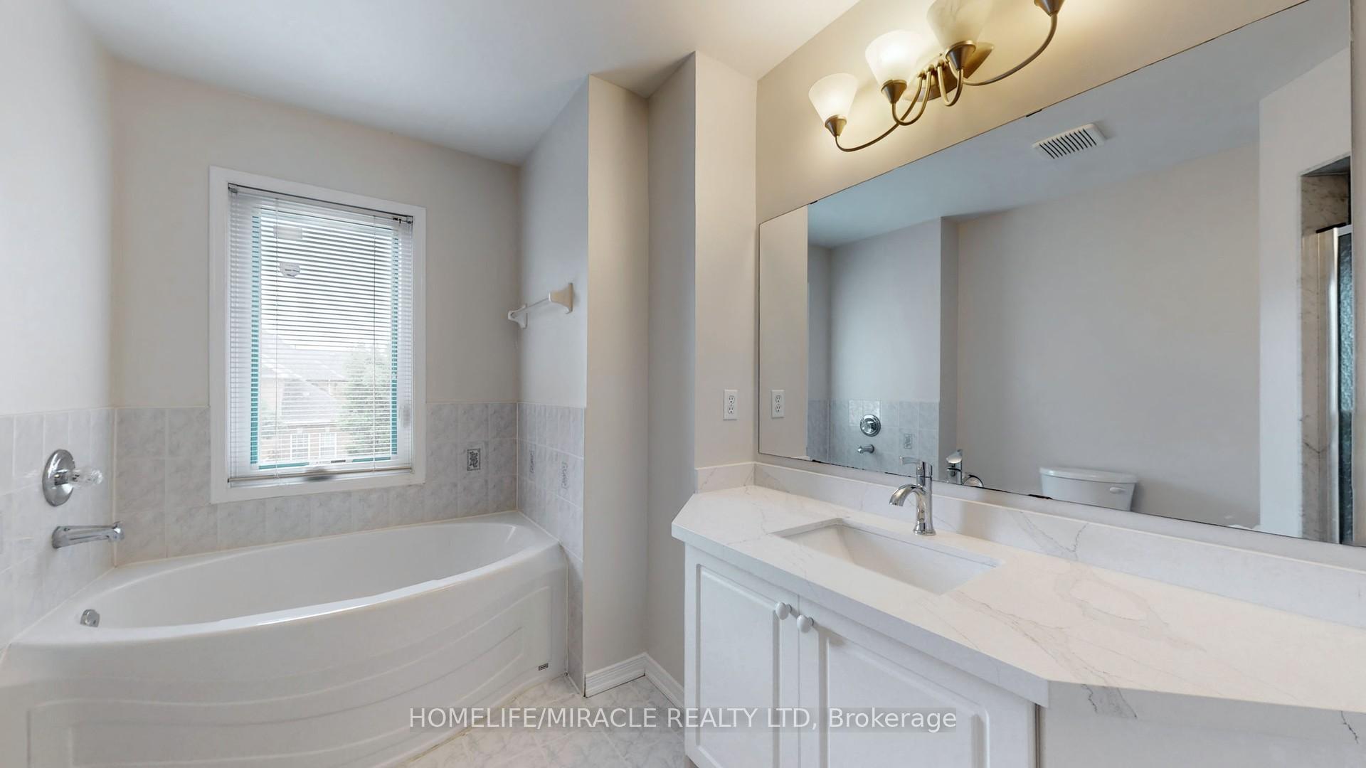 Photo 24 of 11 Badger Avenue, Brampton, Sandringham-Wellington — HOMEH