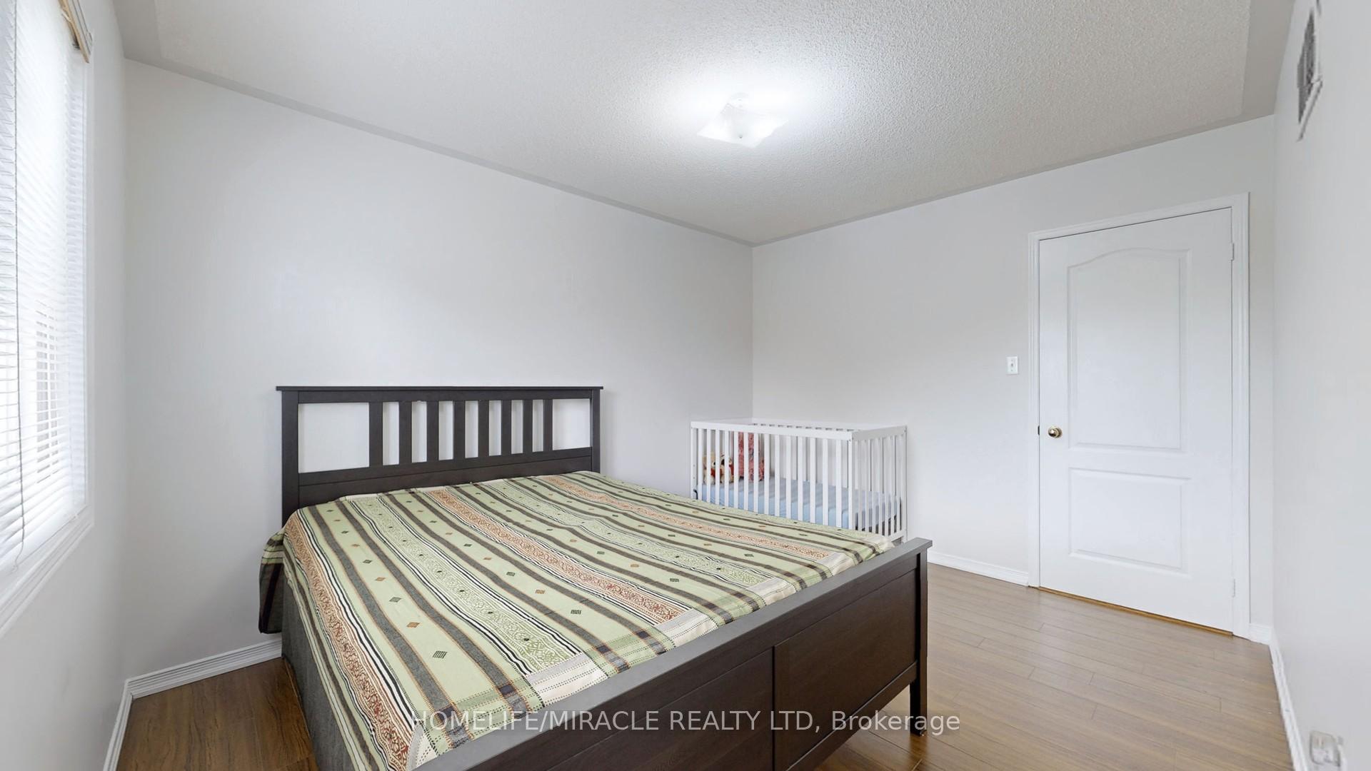 Photo 28 of 11 Badger Avenue, Brampton, Sandringham-Wellington — HOMEH