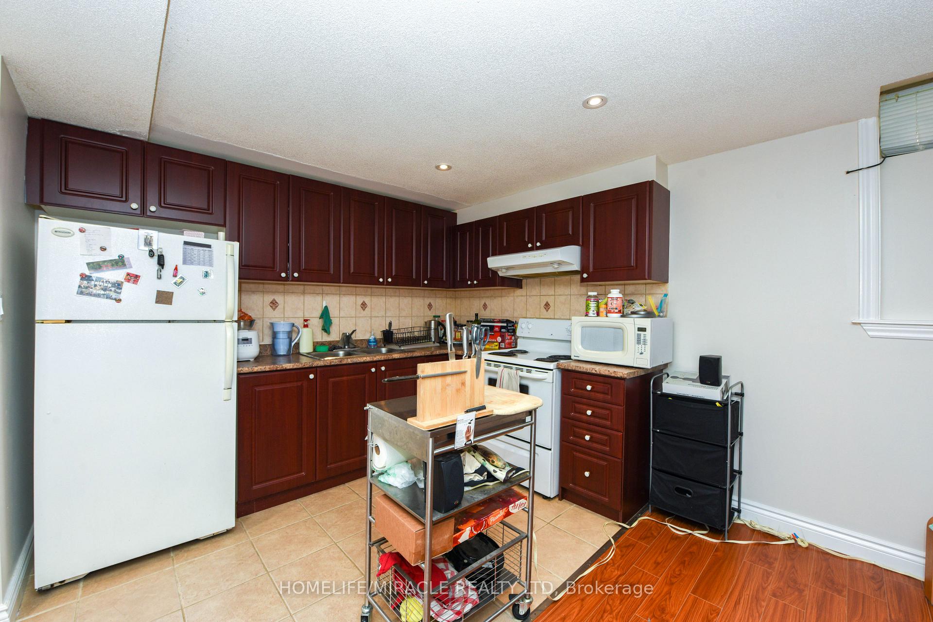 Photo 39 of 11 Badger Avenue, Brampton, Sandringham-Wellington — HOMEH