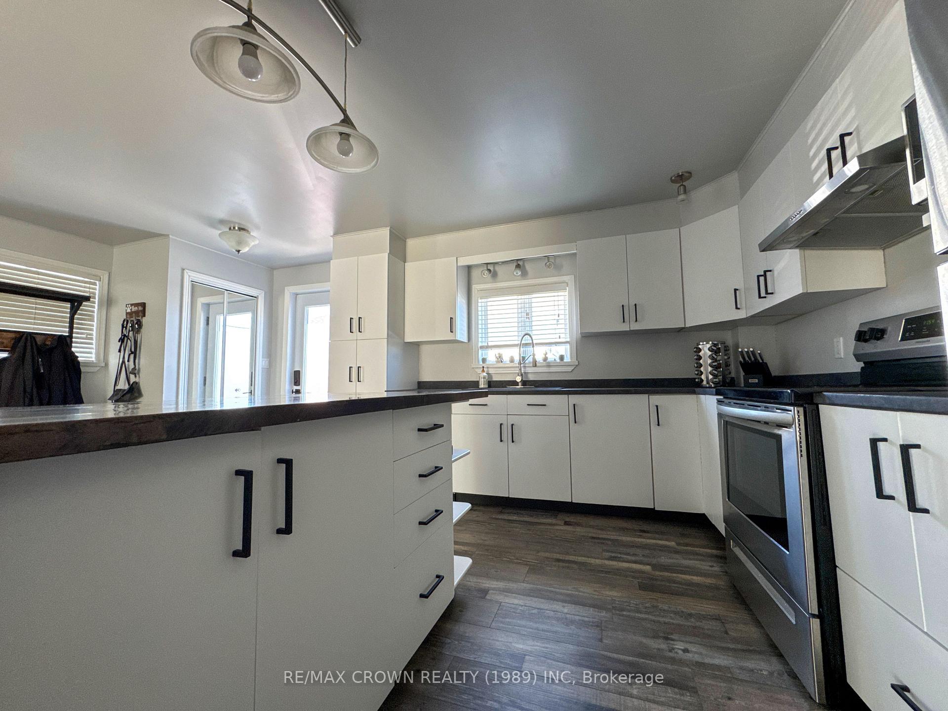 Photo 7 of 721 Alexandra Street, Hearst — HOMEH