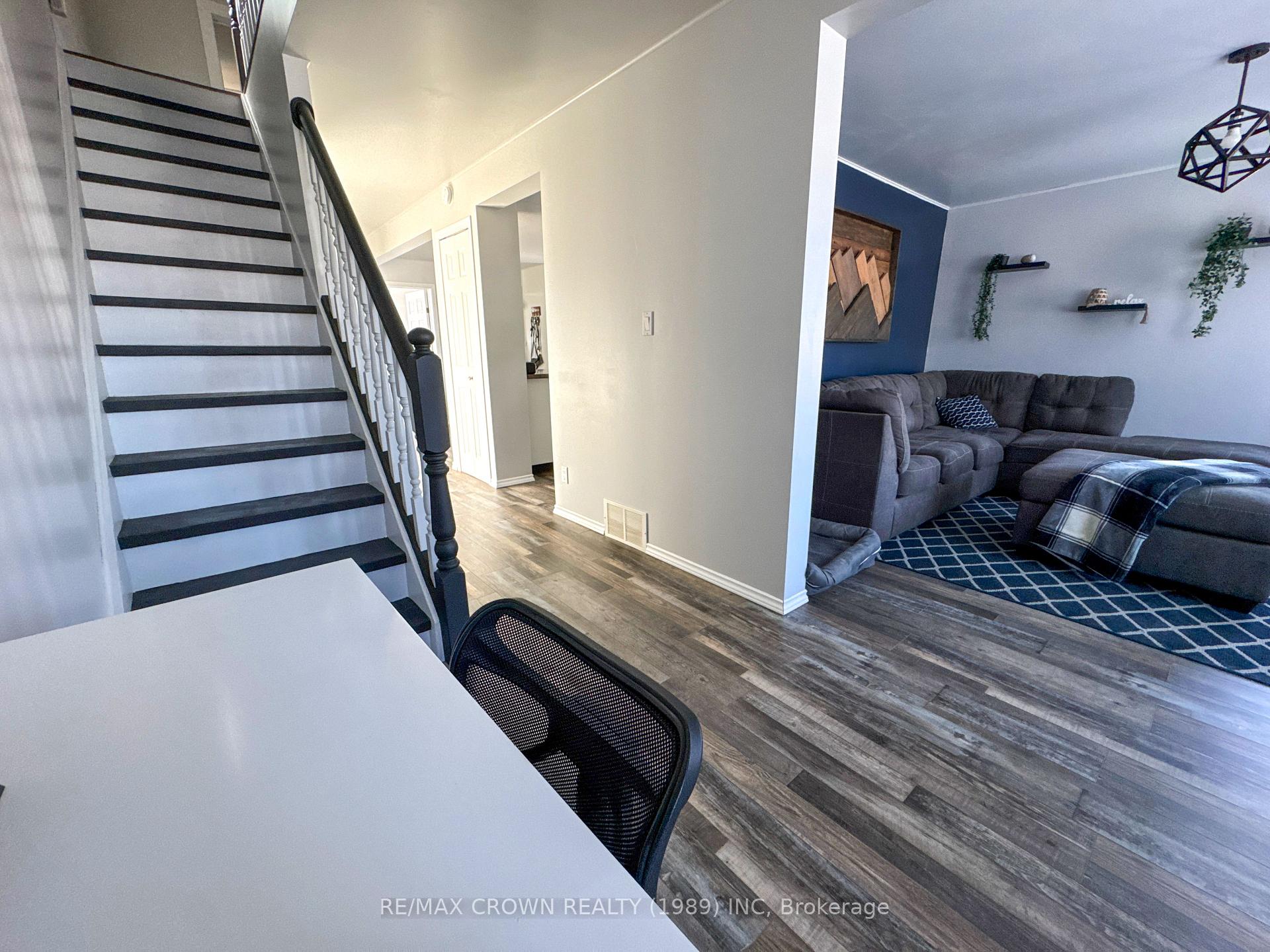 Photo 10 of 721 Alexandra Street, Hearst — HOMEH