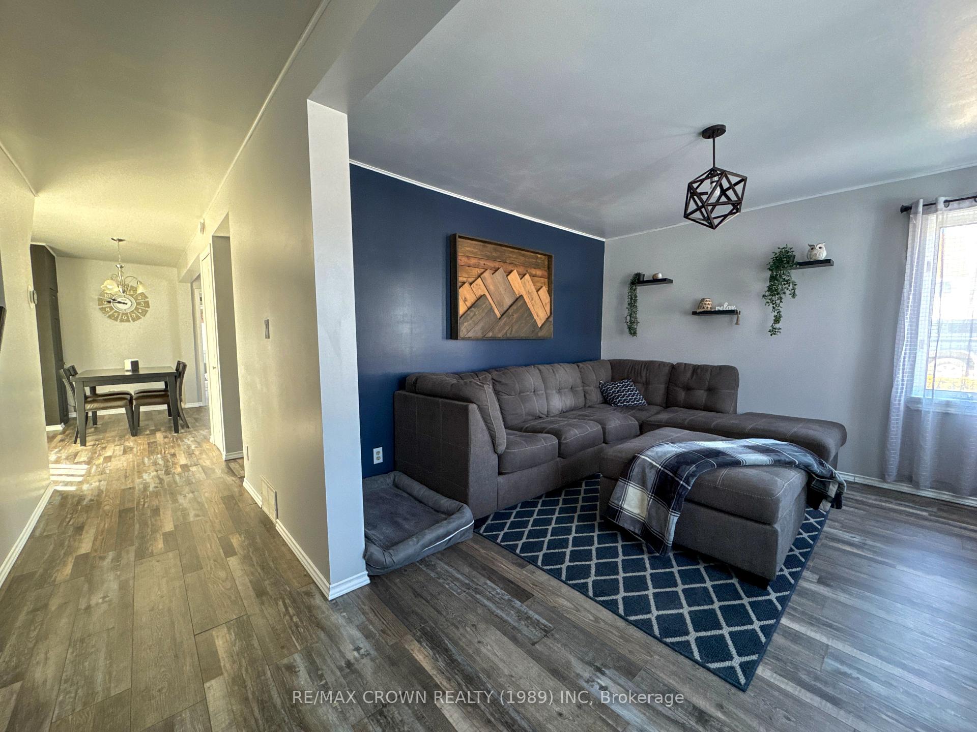 Photo 11 of 721 Alexandra Street, Hearst — HOMEH