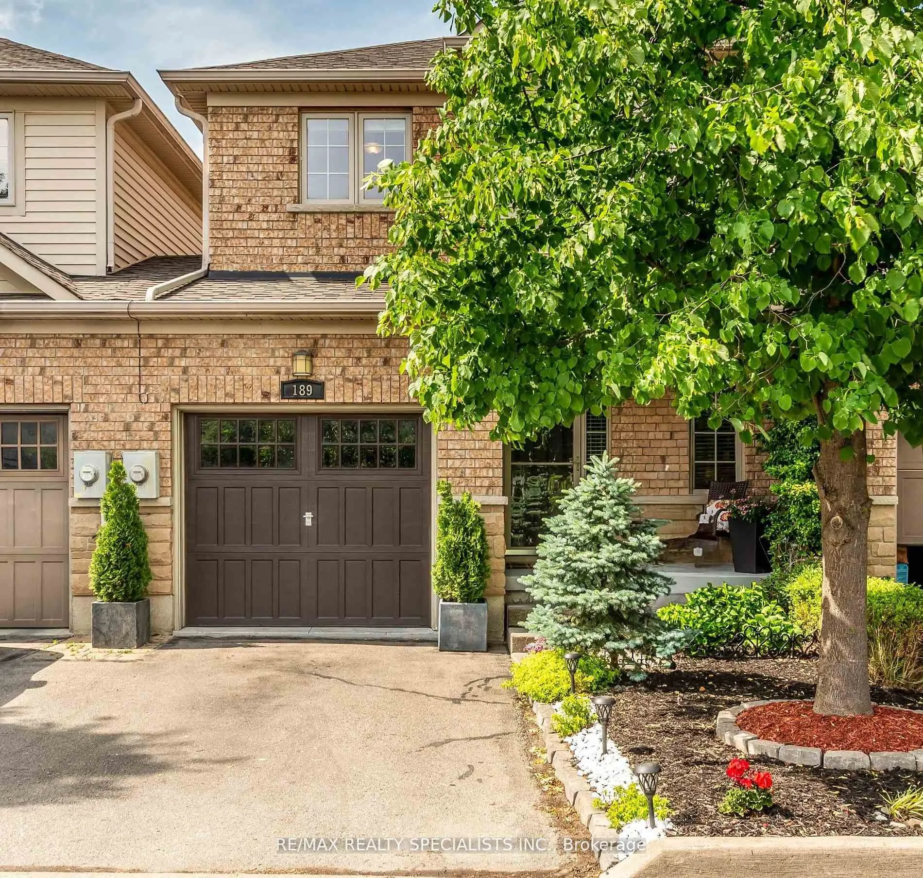 Photo 2 of 189 Fall Fair Way, Hamilton, Binbrook — HOMEH
