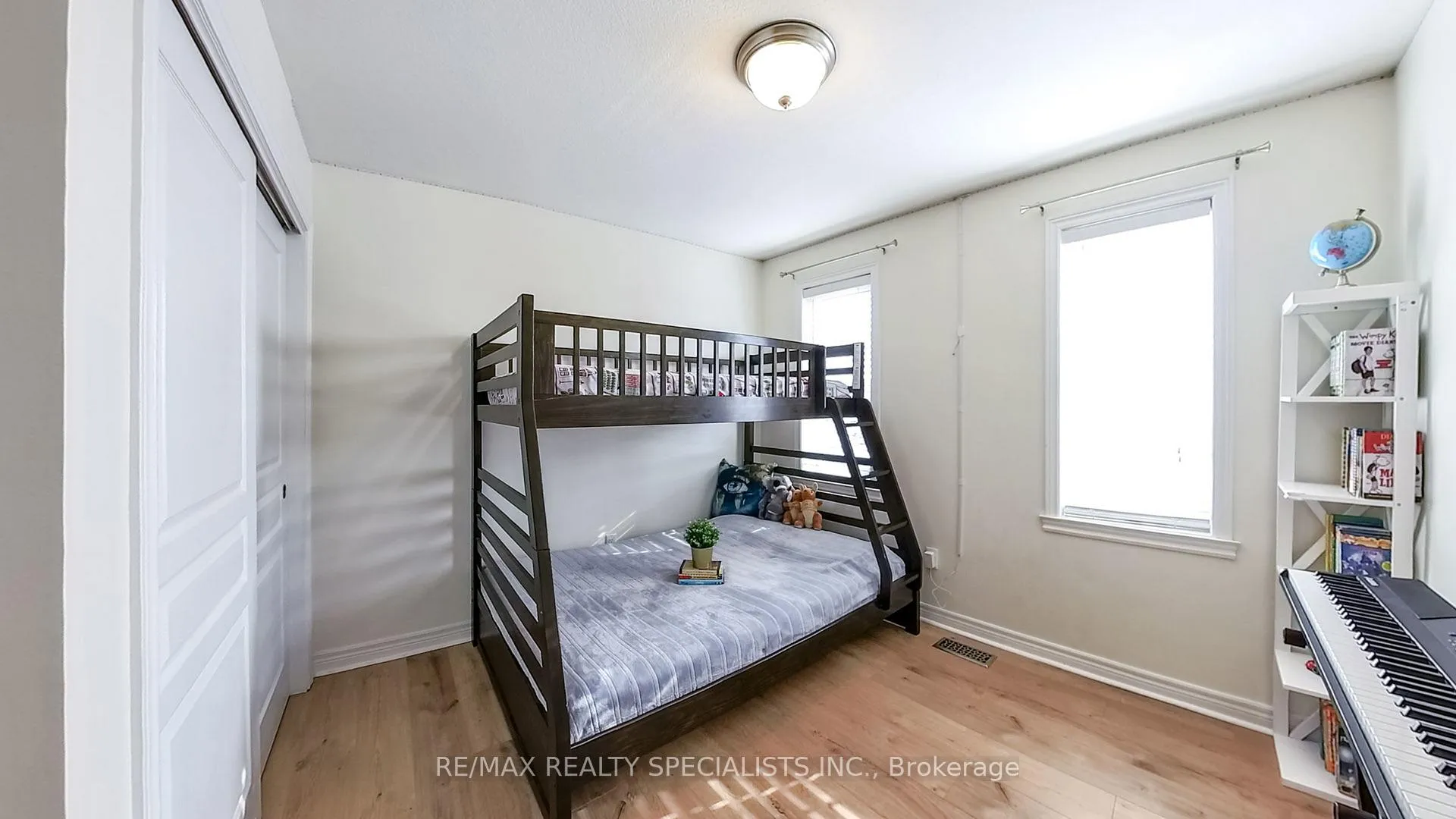 Photo 21 of 189 Fall Fair Way, Hamilton, Binbrook — HOMEH