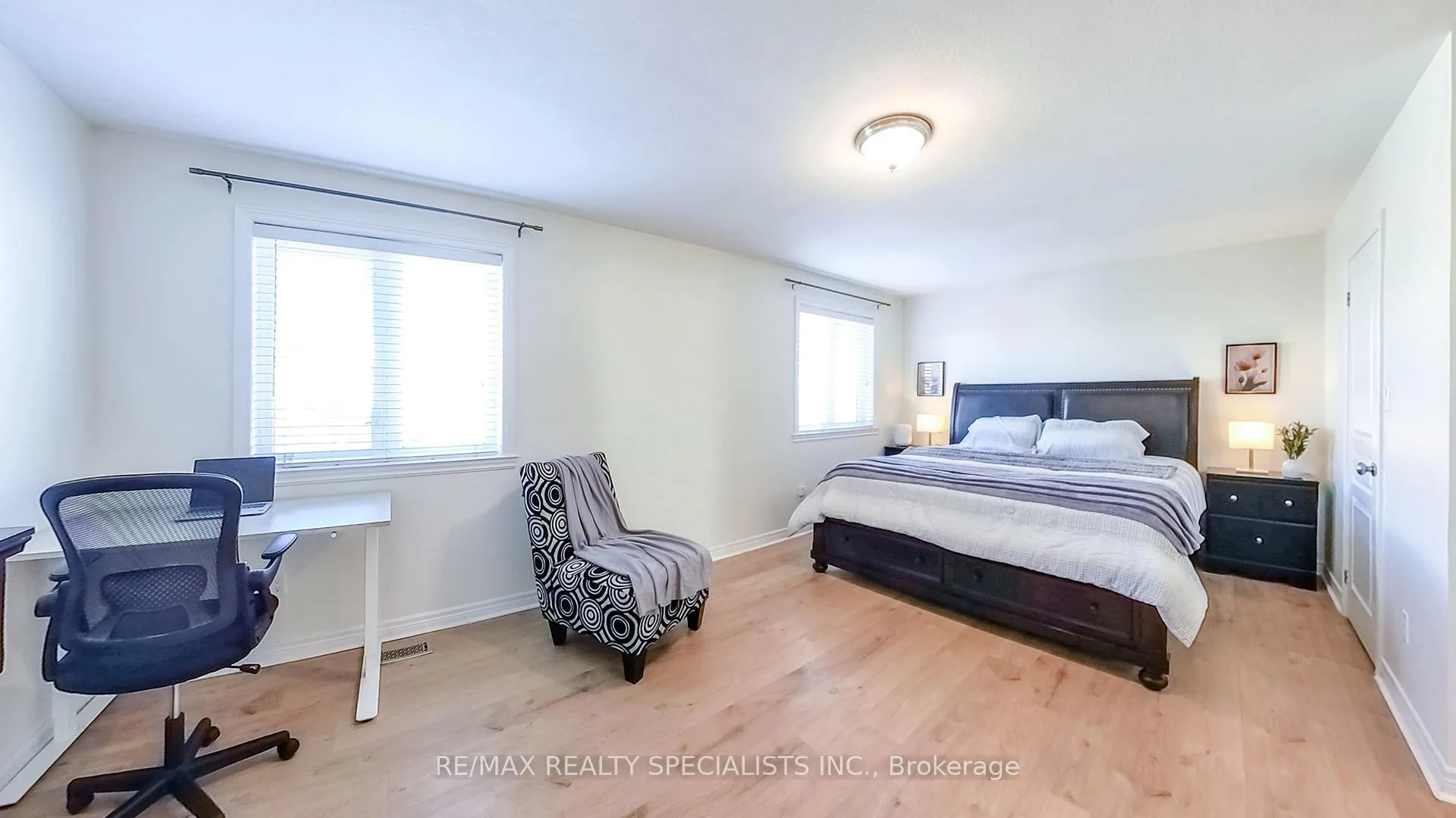 Photo 23 of 189 Fall Fair Way, Hamilton, Binbrook — HOMEH