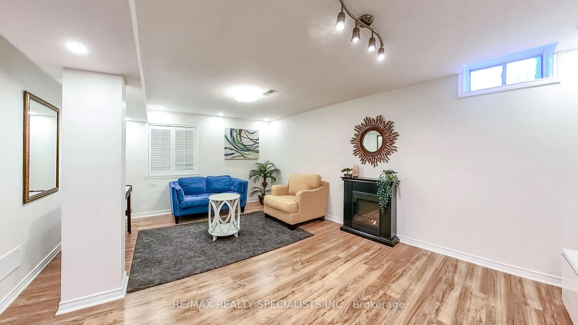 Photo 33 of 189 Fall Fair Way, Hamilton, Binbrook — HOMEH
