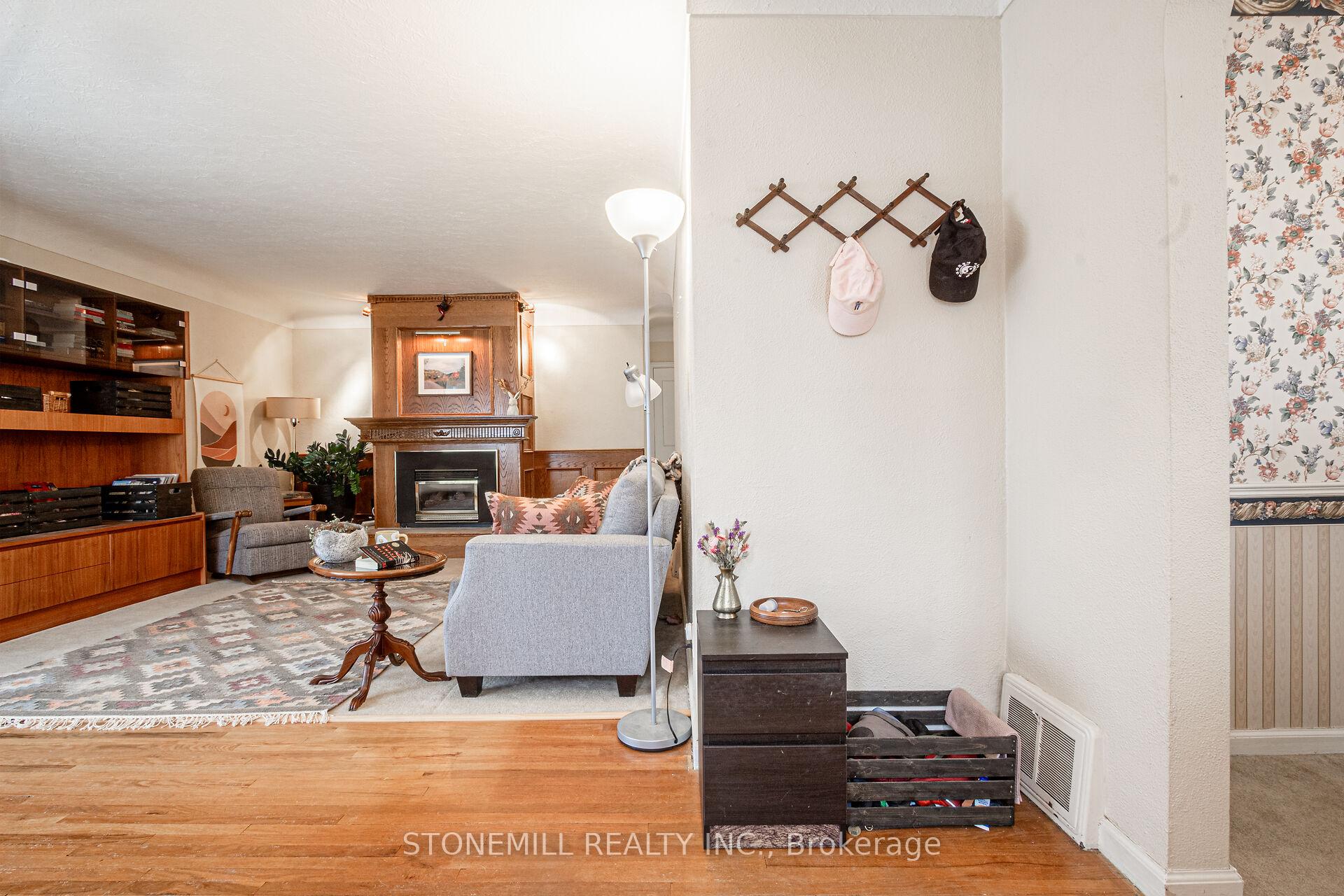 Photo 2 of 94 Whitney Avenue, Hamilton, Ainslie Wood — HOMEH