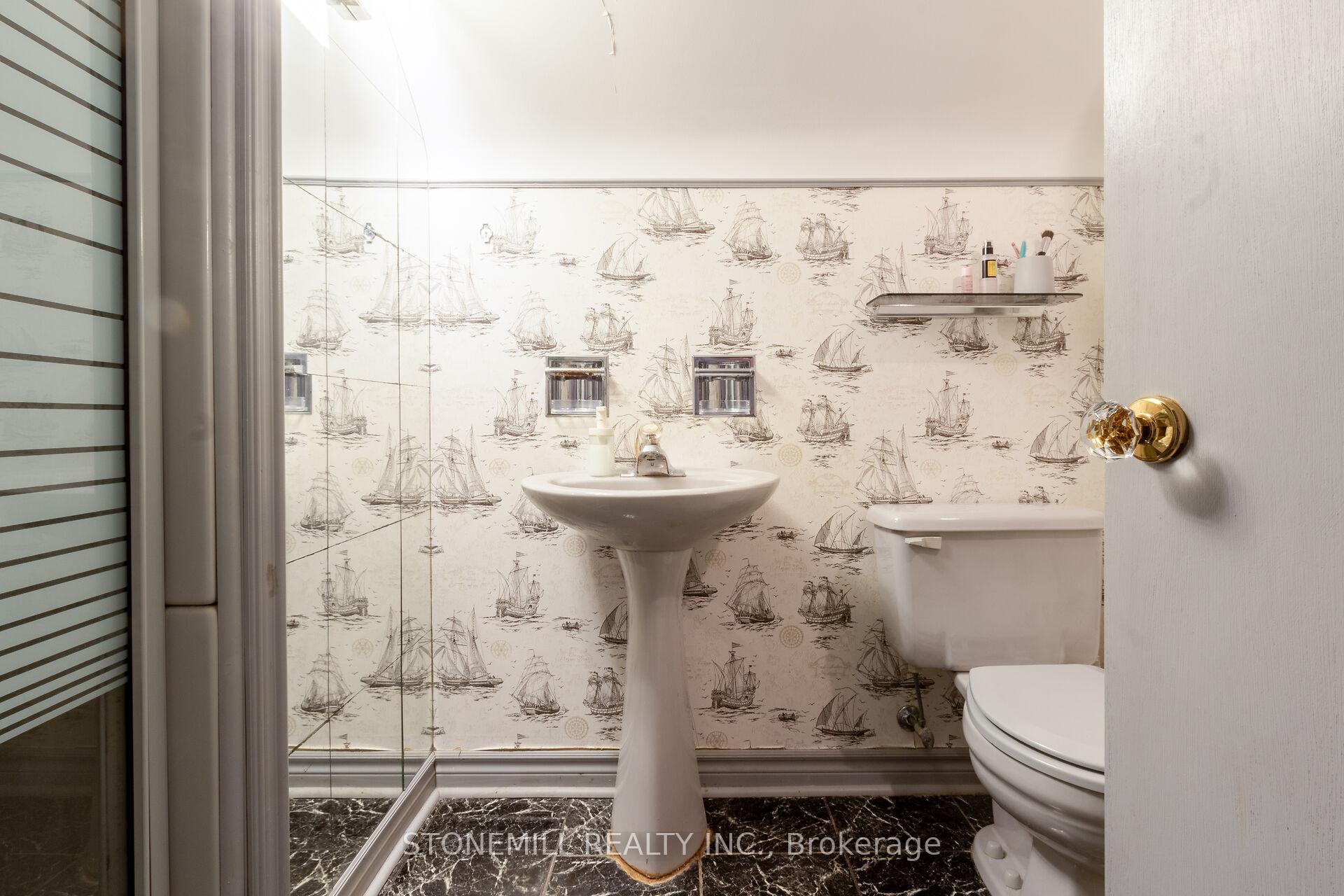 Photo 23 of 94 Whitney Avenue, Hamilton, Ainslie Wood — HOMEH