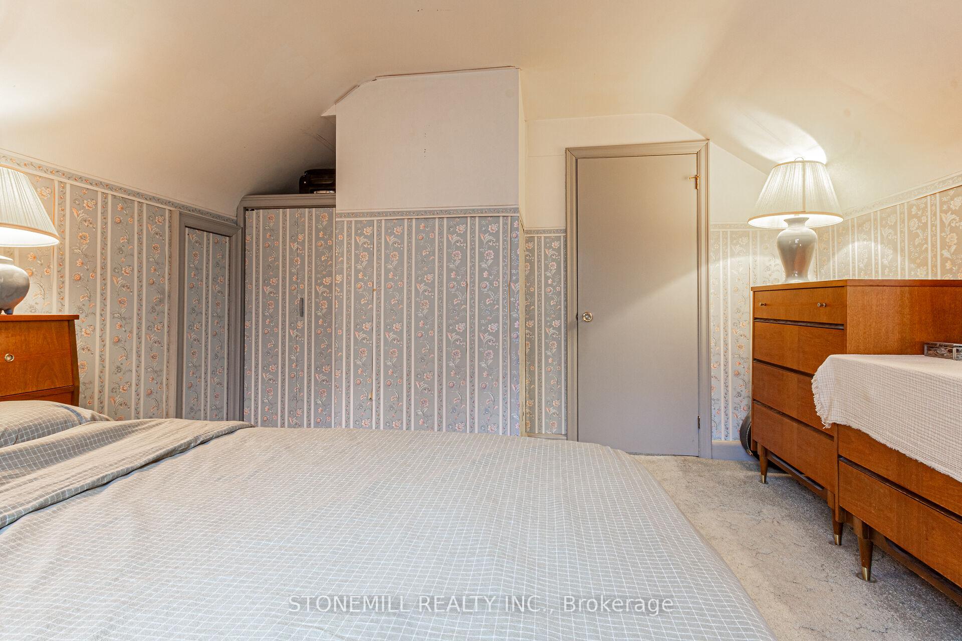 Photo 24 of 94 Whitney Avenue, Hamilton, Ainslie Wood — HOMEH