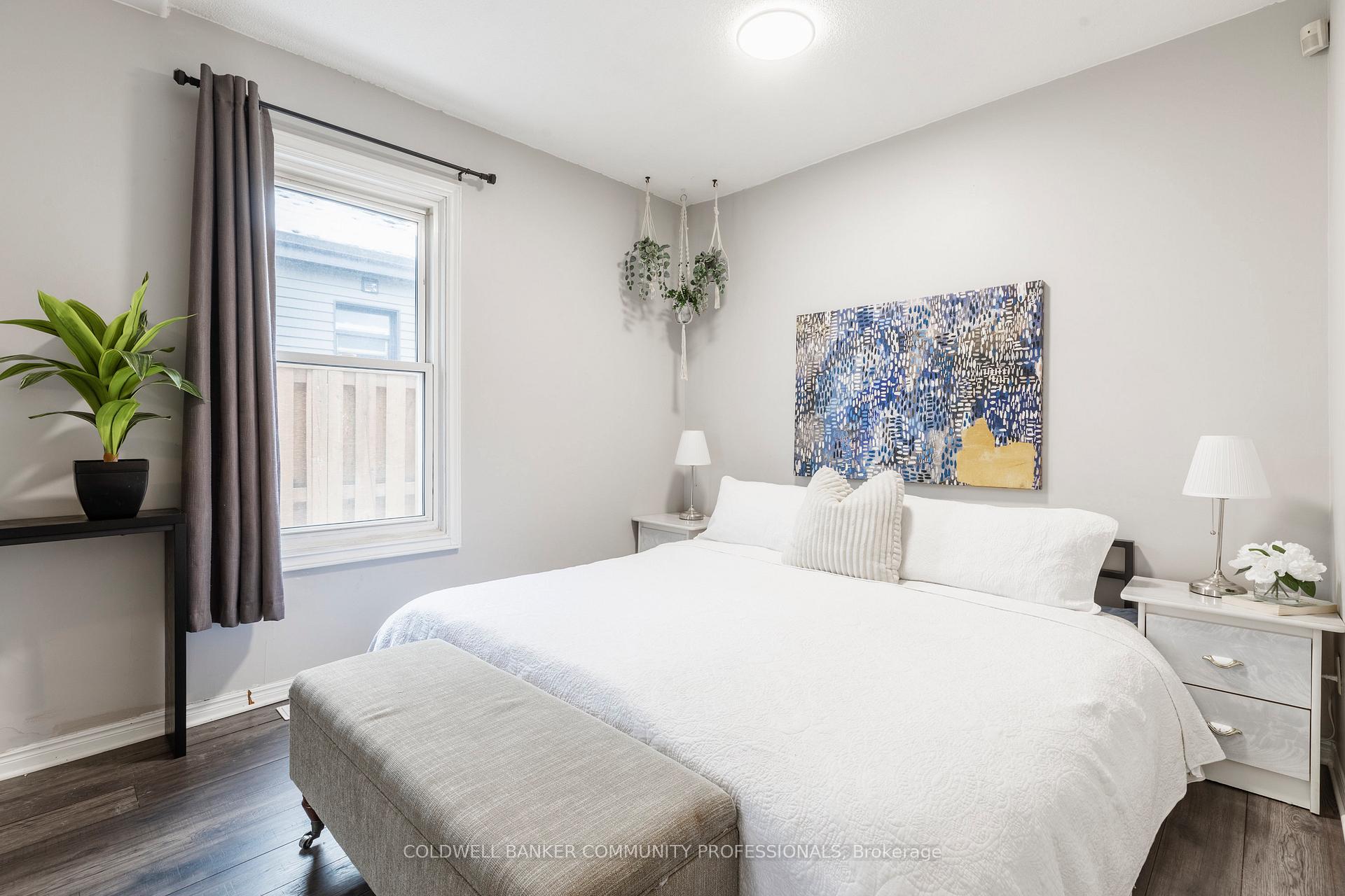 Photo 11 of 654 Upper Wellington Street, Hamilton, Centremount — HOMEH