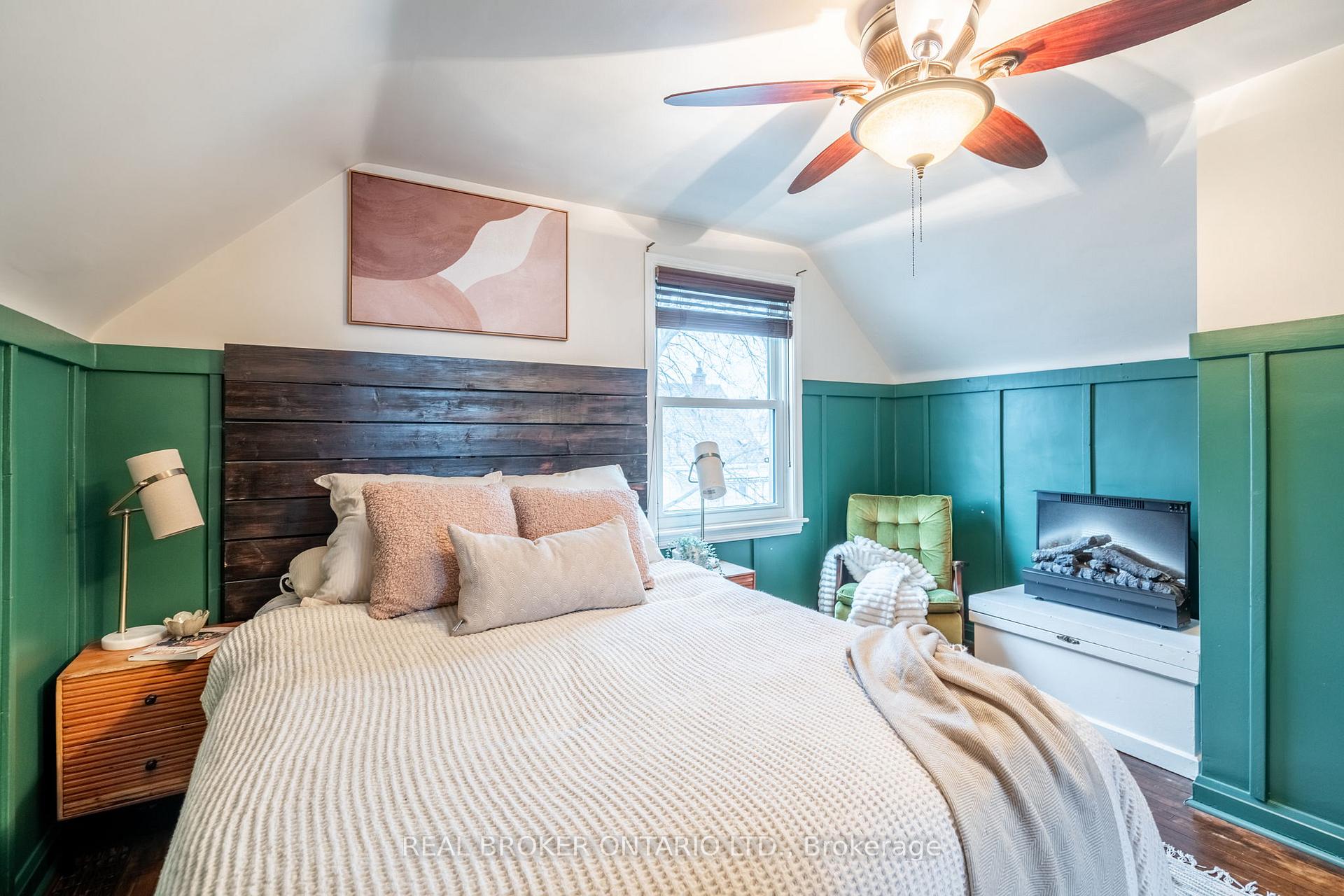 Photo 16 of 129 East 35th Street, Hamilton, Raleigh — HOMEH