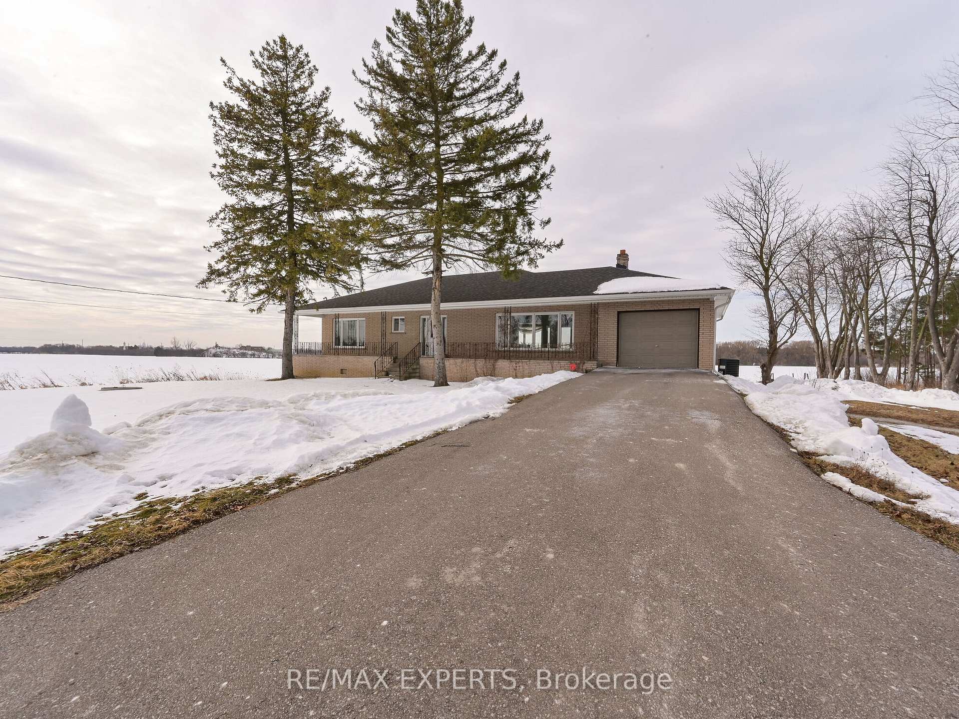 Photo 3 of 12168 Humber Station Road, Caledon, Rural Caledon — HOMEH