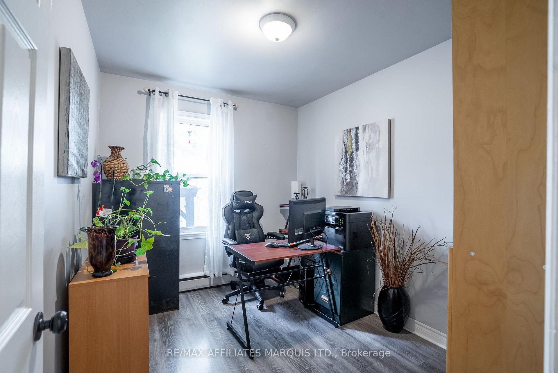 Photo 14 of 21 Crescent View Drive, Cornwall — HOMEH