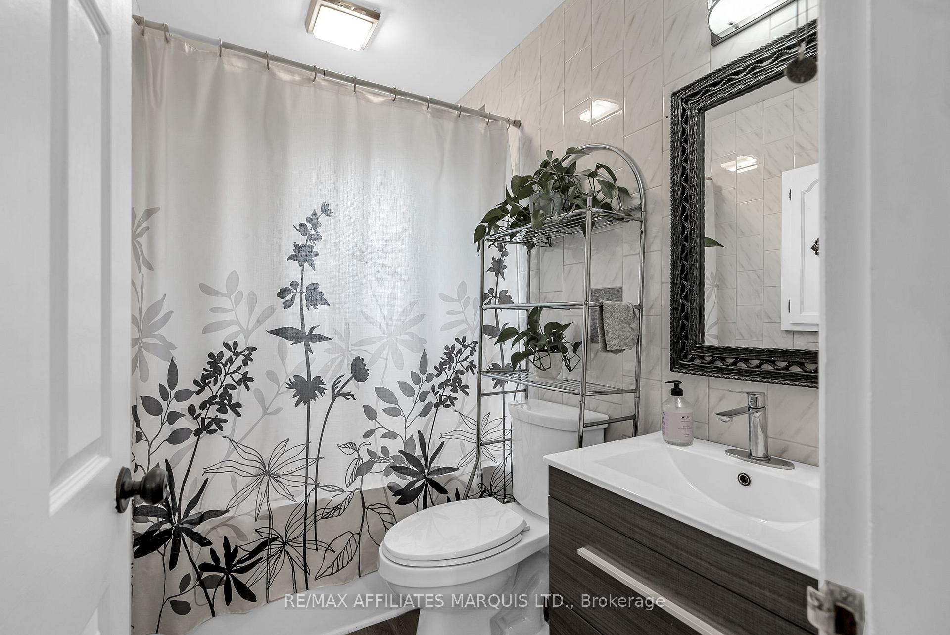 Photo 18 of 21 Crescent View Drive, Cornwall — HOMEH
