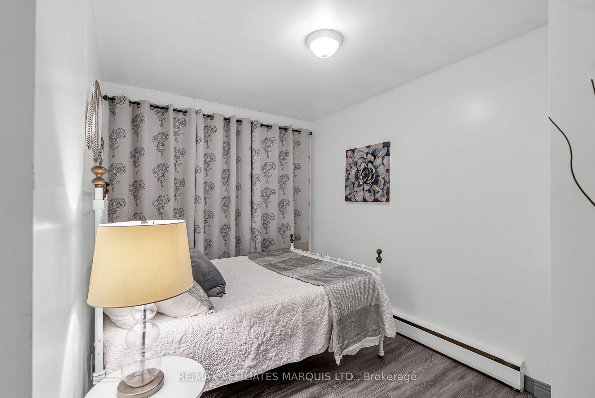 Photo 19 of 21 Crescent View Drive, Cornwall — HOMEH