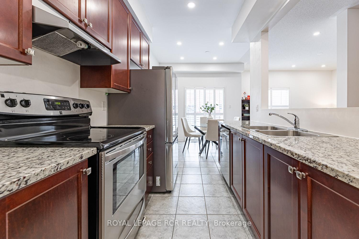 Photo 7 of 295 Brussels Avenue, Brampton, Sandringham-Wellington — HOMEH