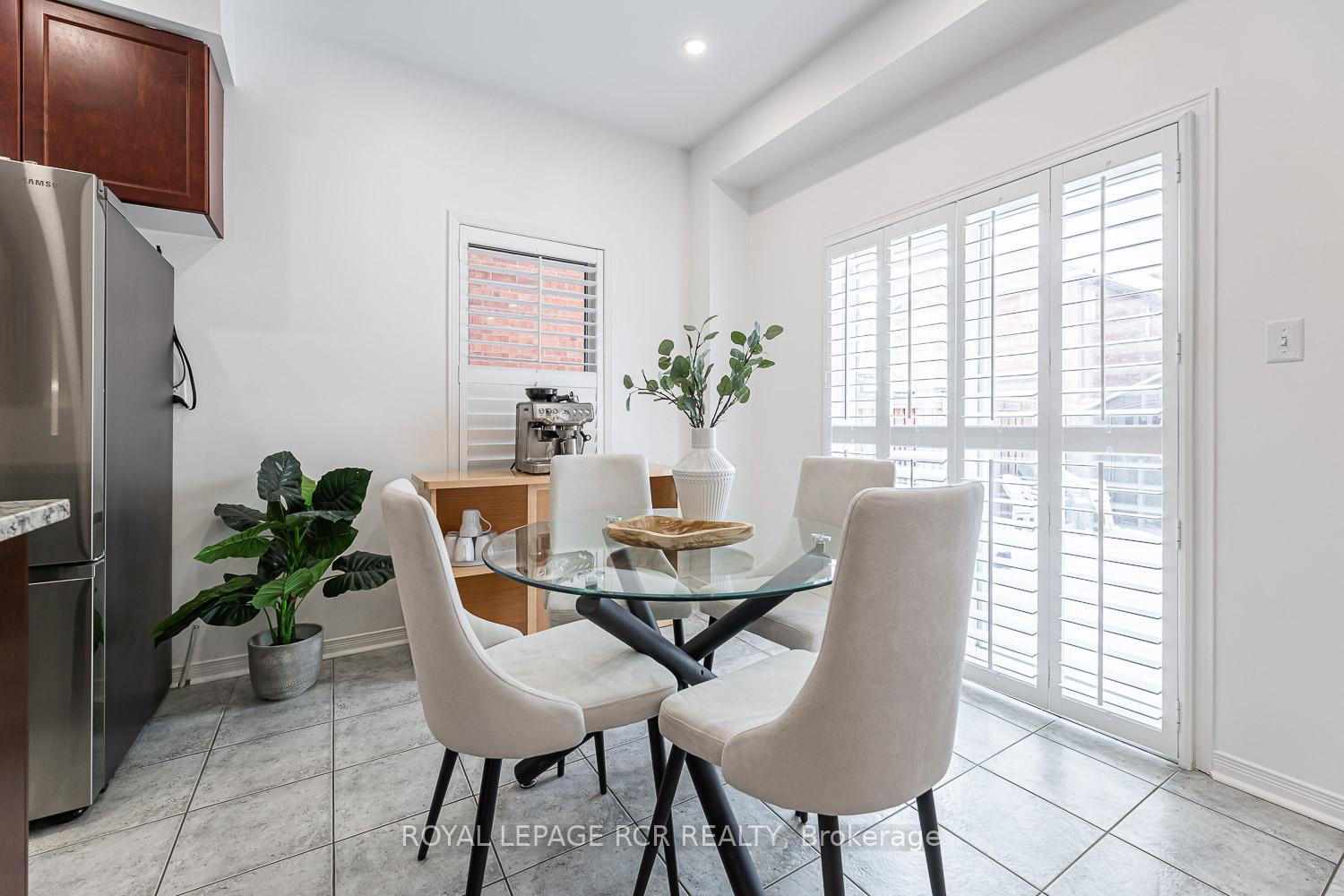 Photo 10 of 295 Brussels Avenue, Brampton, Sandringham-Wellington — HOMEH